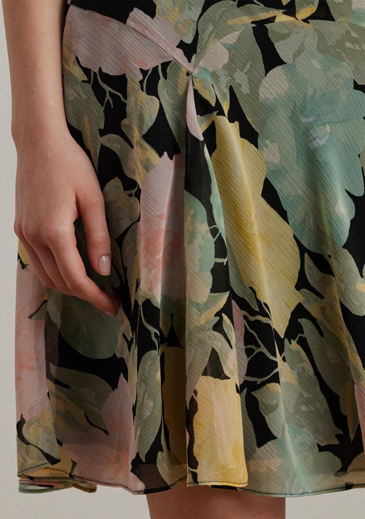 Floral Crinkle Georgette Skirt