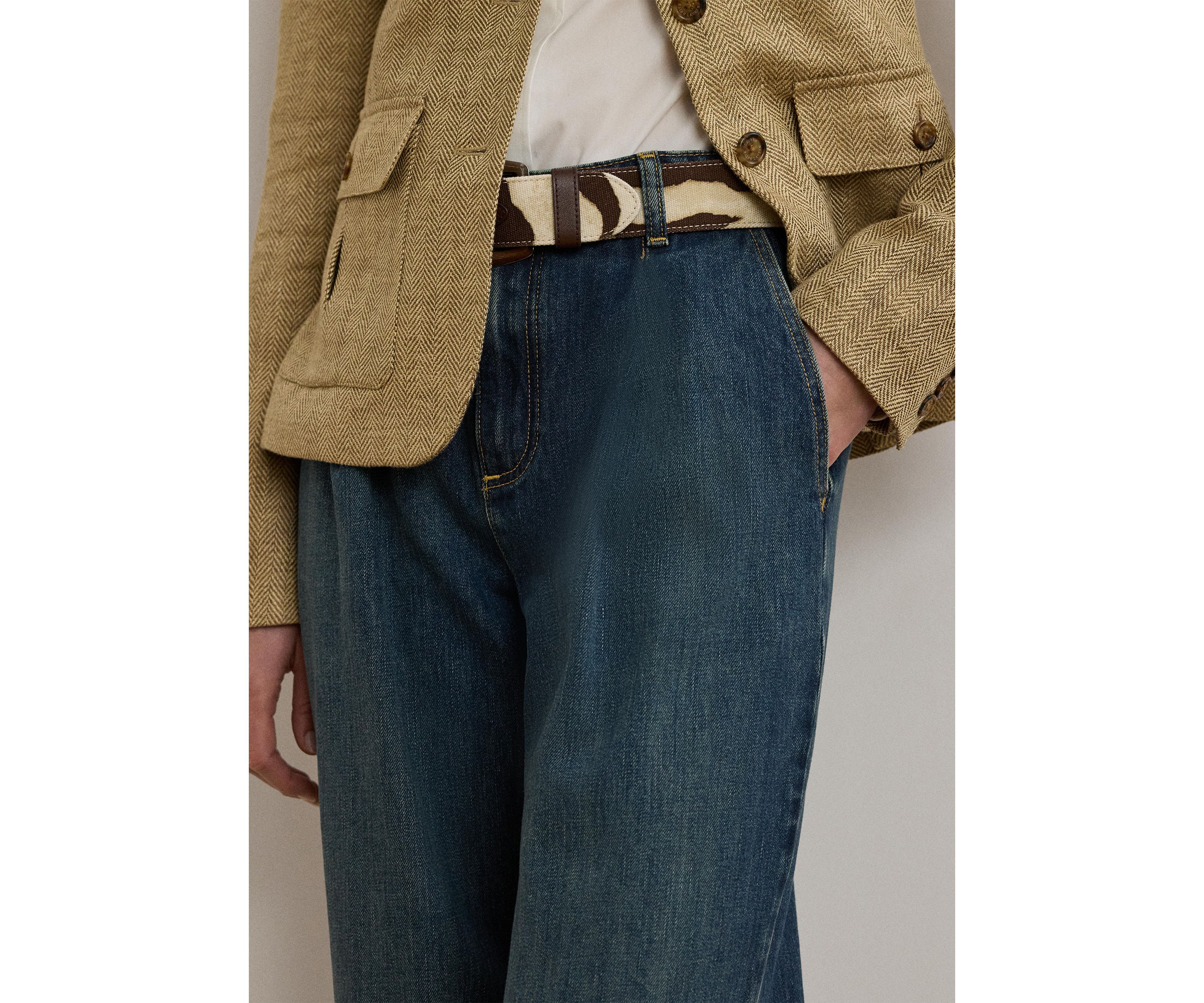 Womens High-Rise Pleated Wide-Leg Jeans