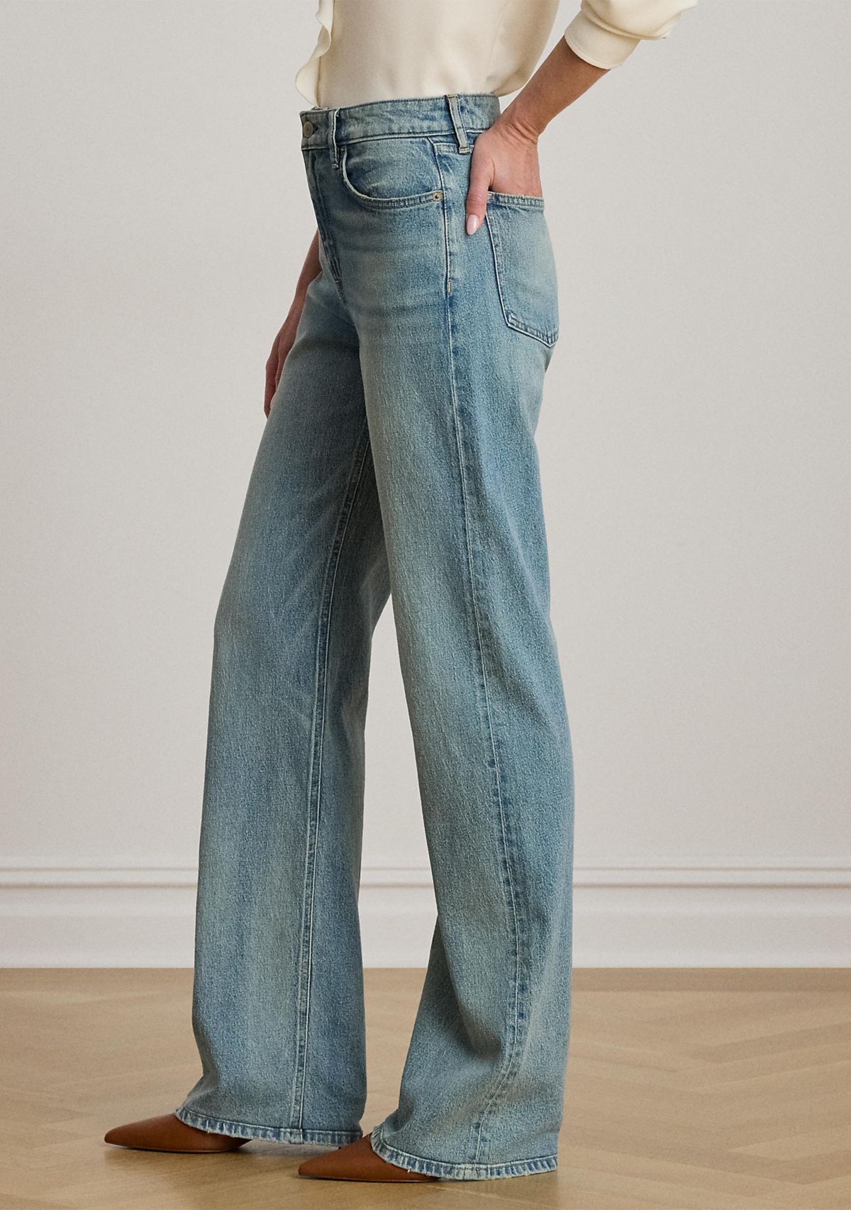 Womens High-Rise Wide-Leg Jeans