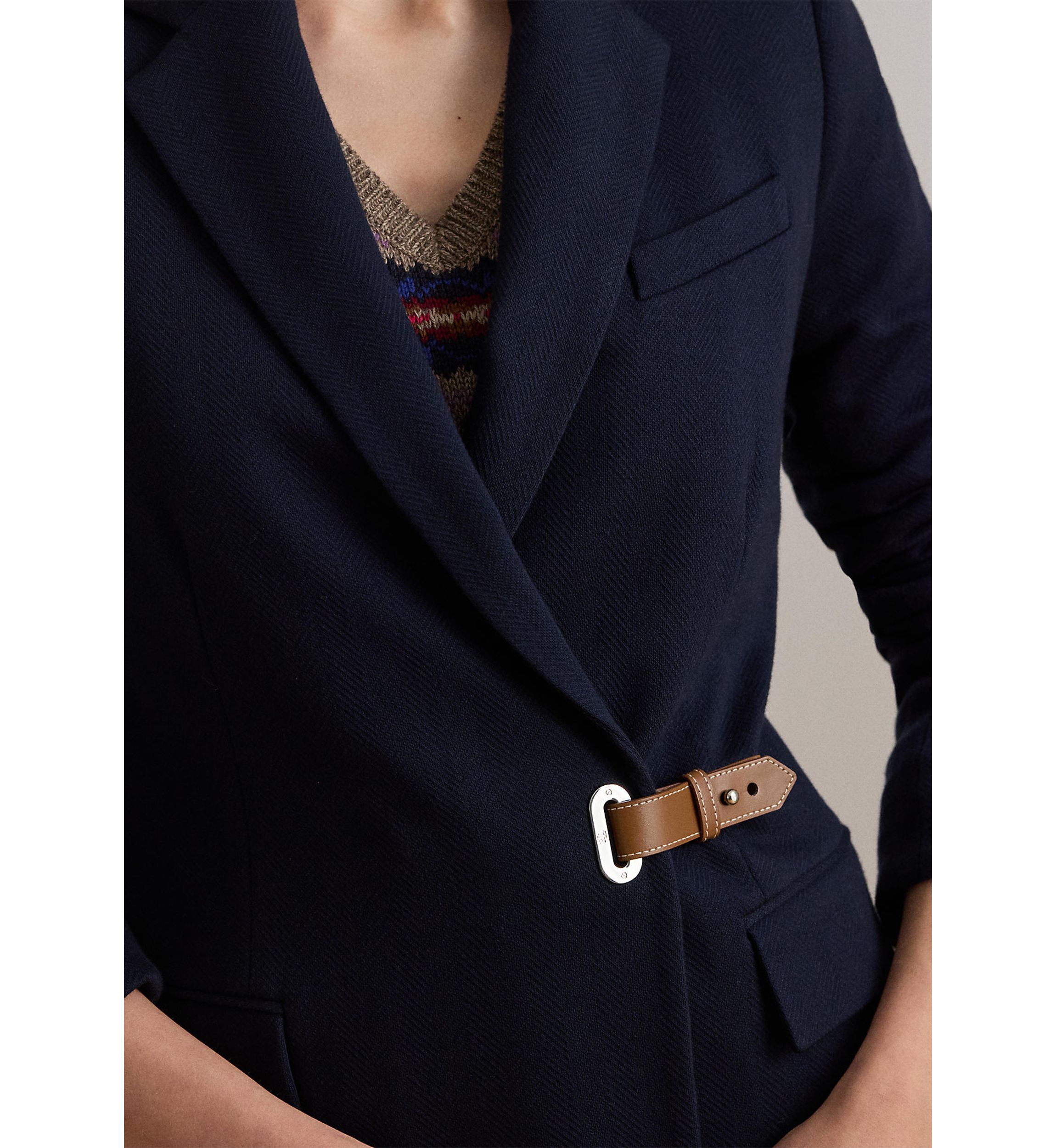 Womens Buckle-Trim Herringbone Jacquard Blazer