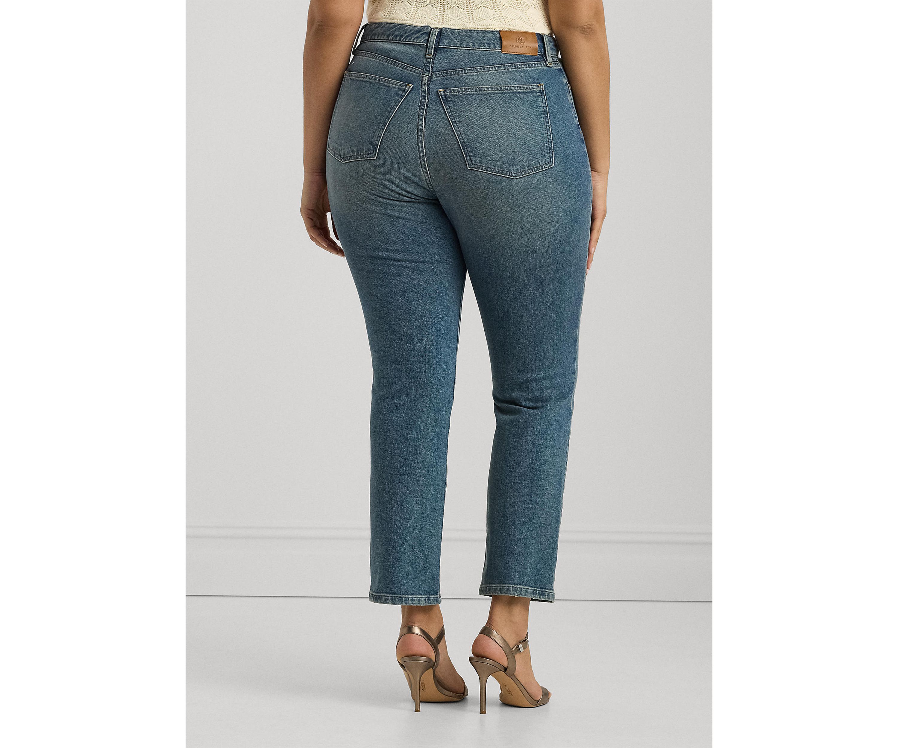 Plus Size High Rise Straight Ankle Jeans