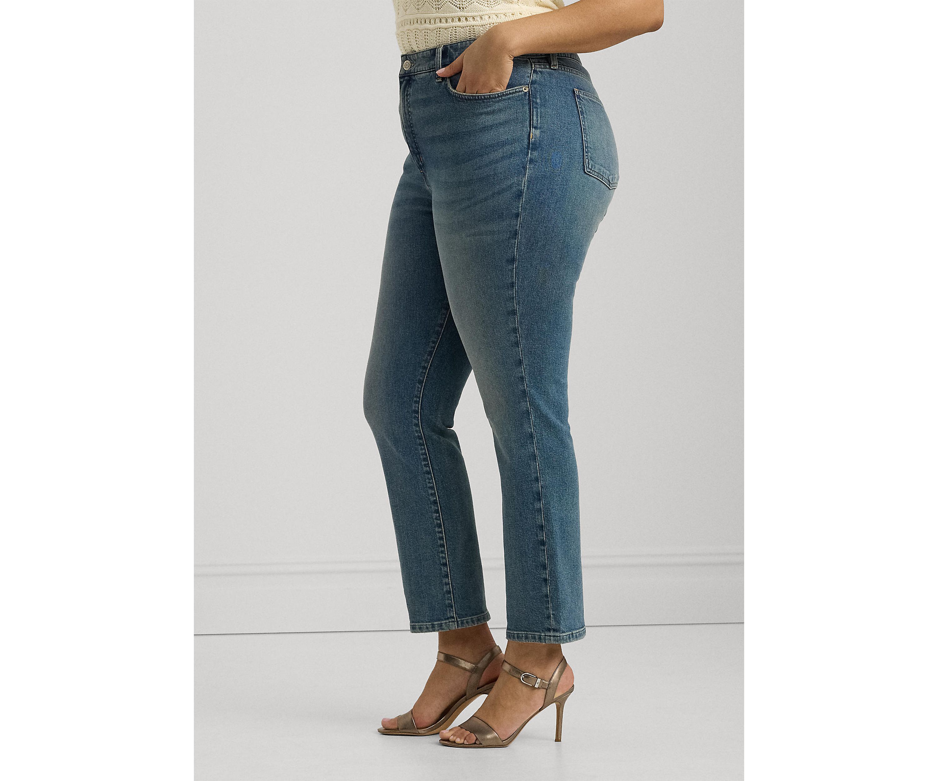 Plus Size High Rise Straight Ankle Jeans
