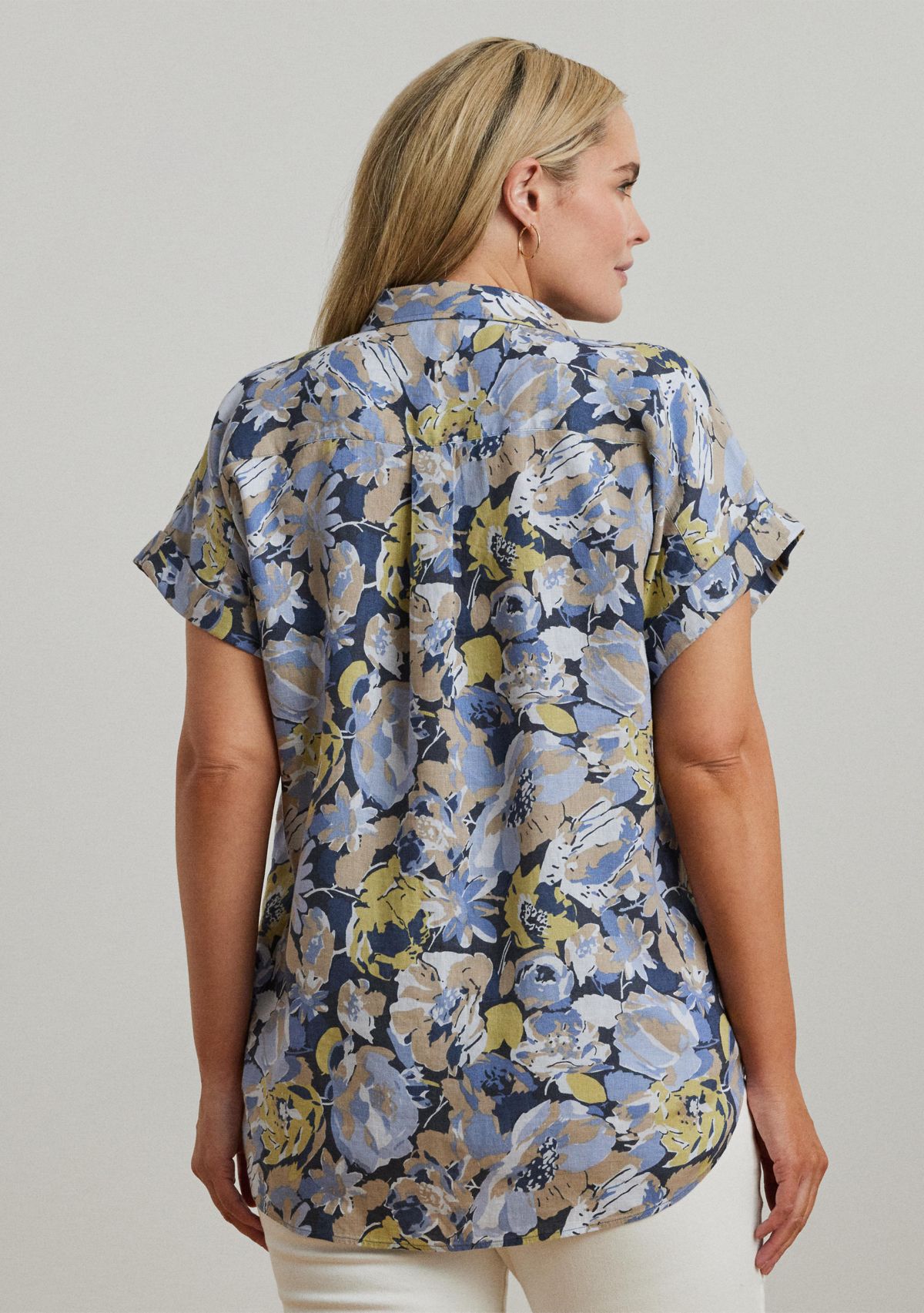 Plus Size Relaxed Fit Floral Short Sleeve Shirt