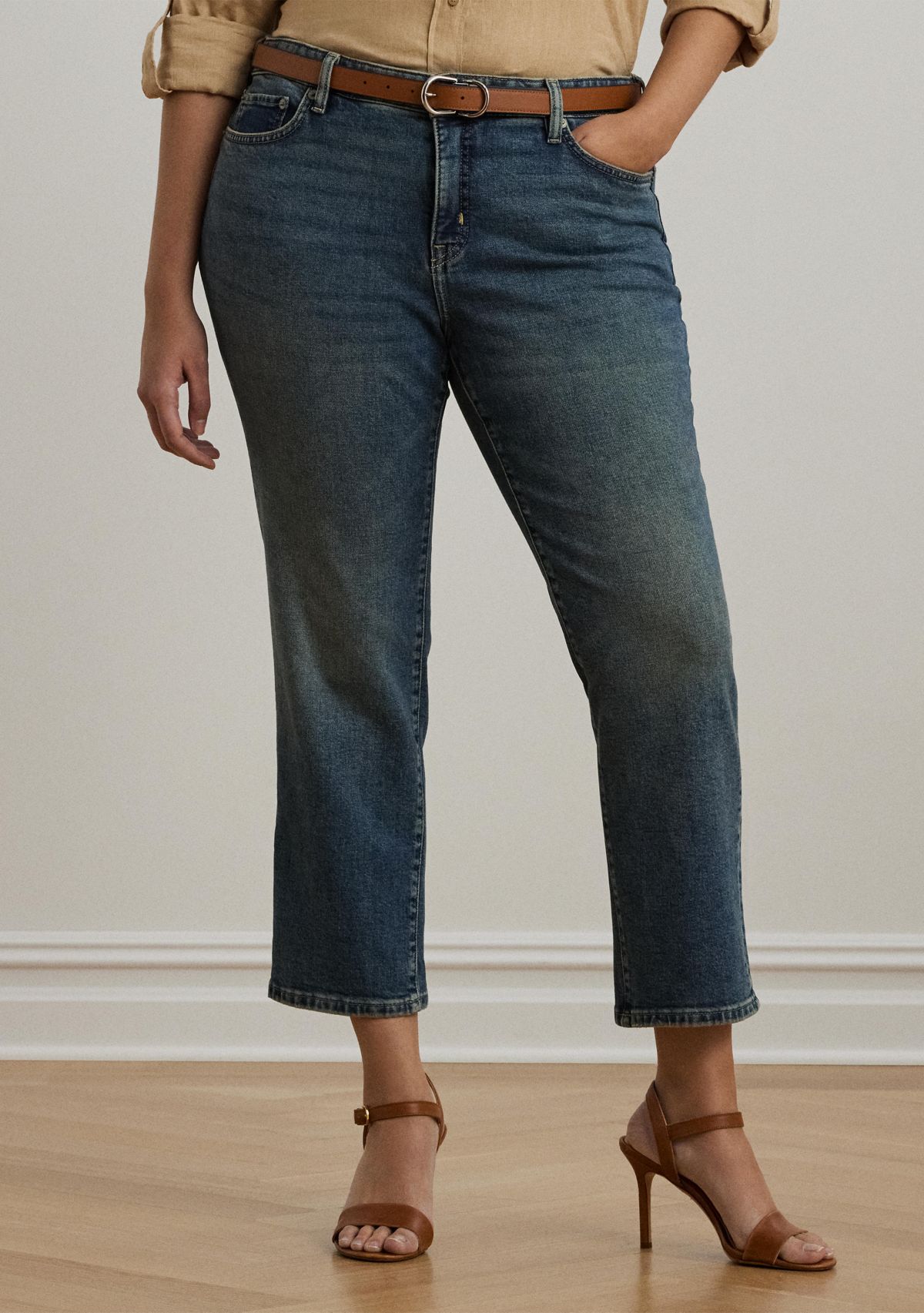 Plus Size Mid Rise Straight Ankle Jeans