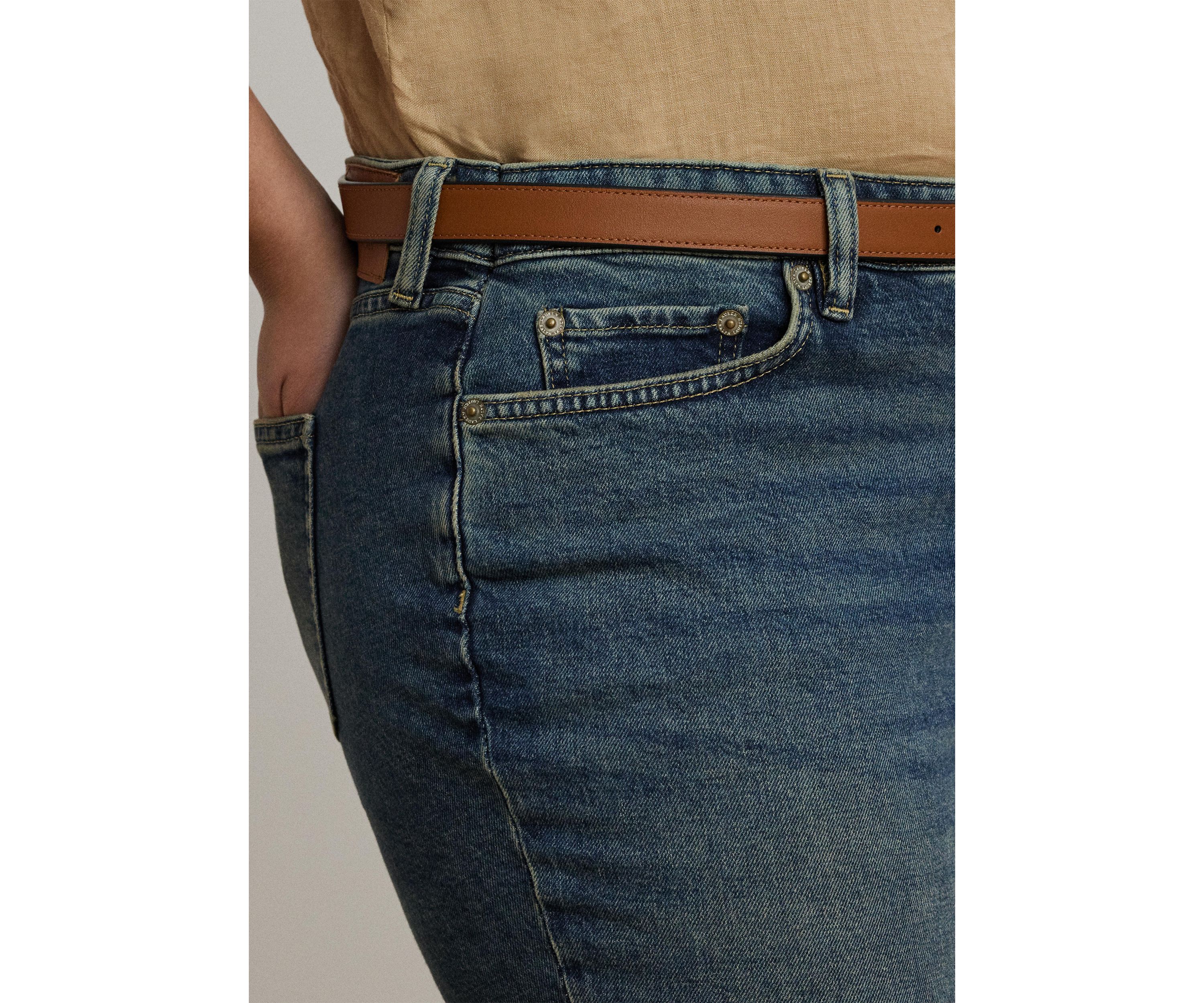 Plus Size Mid Rise Straight Ankle Jeans