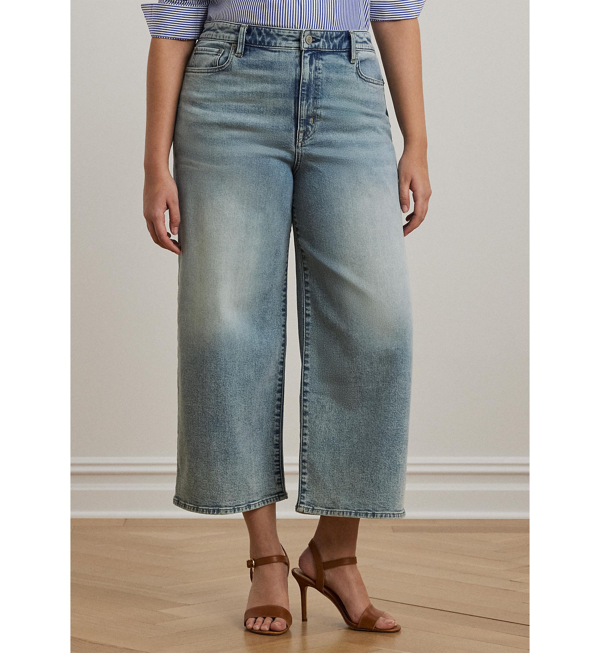 Plus Size High Rise Wide Leg Cropped Jeans
