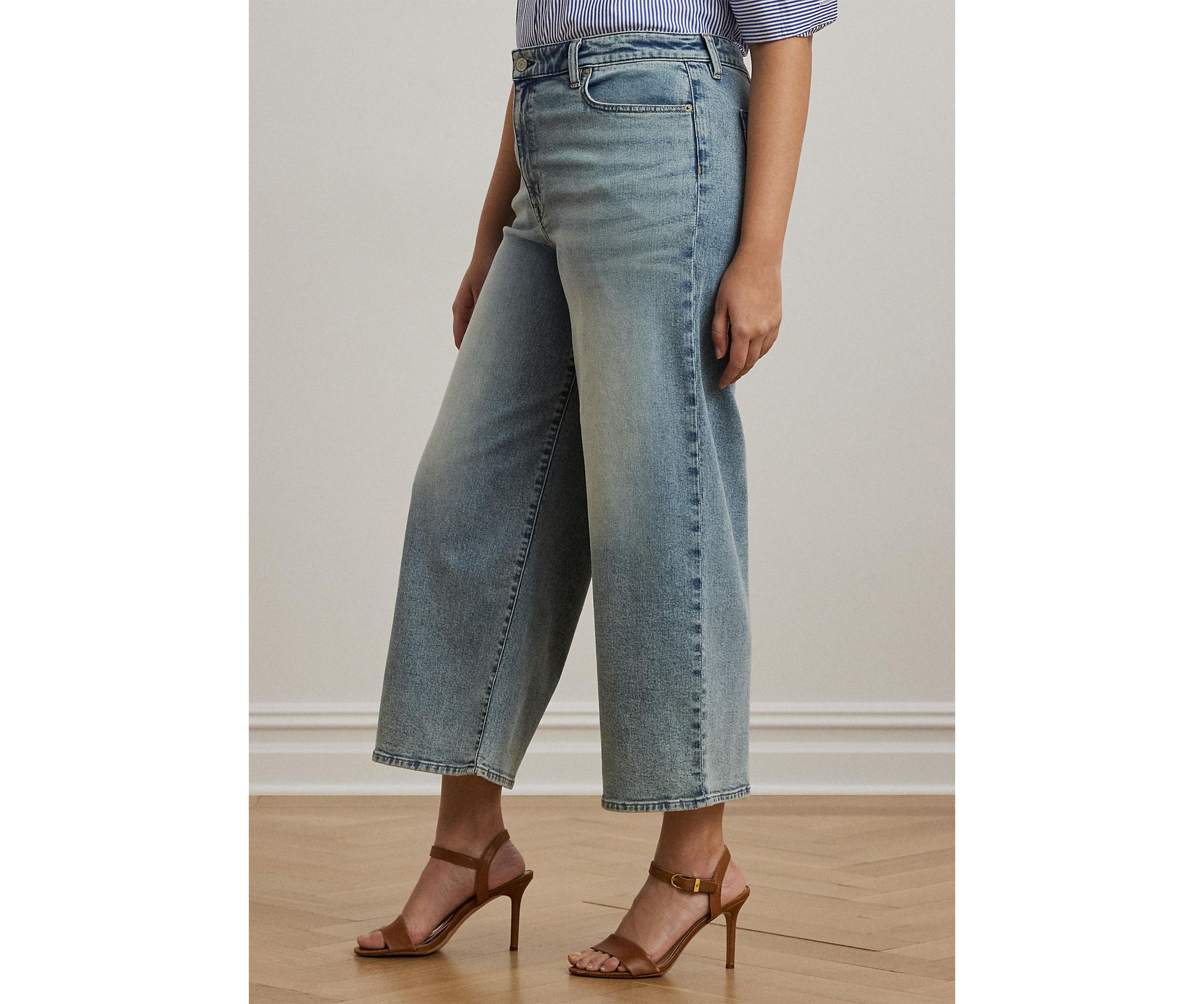 Plus Size High Rise Wide Leg Cropped Jeans