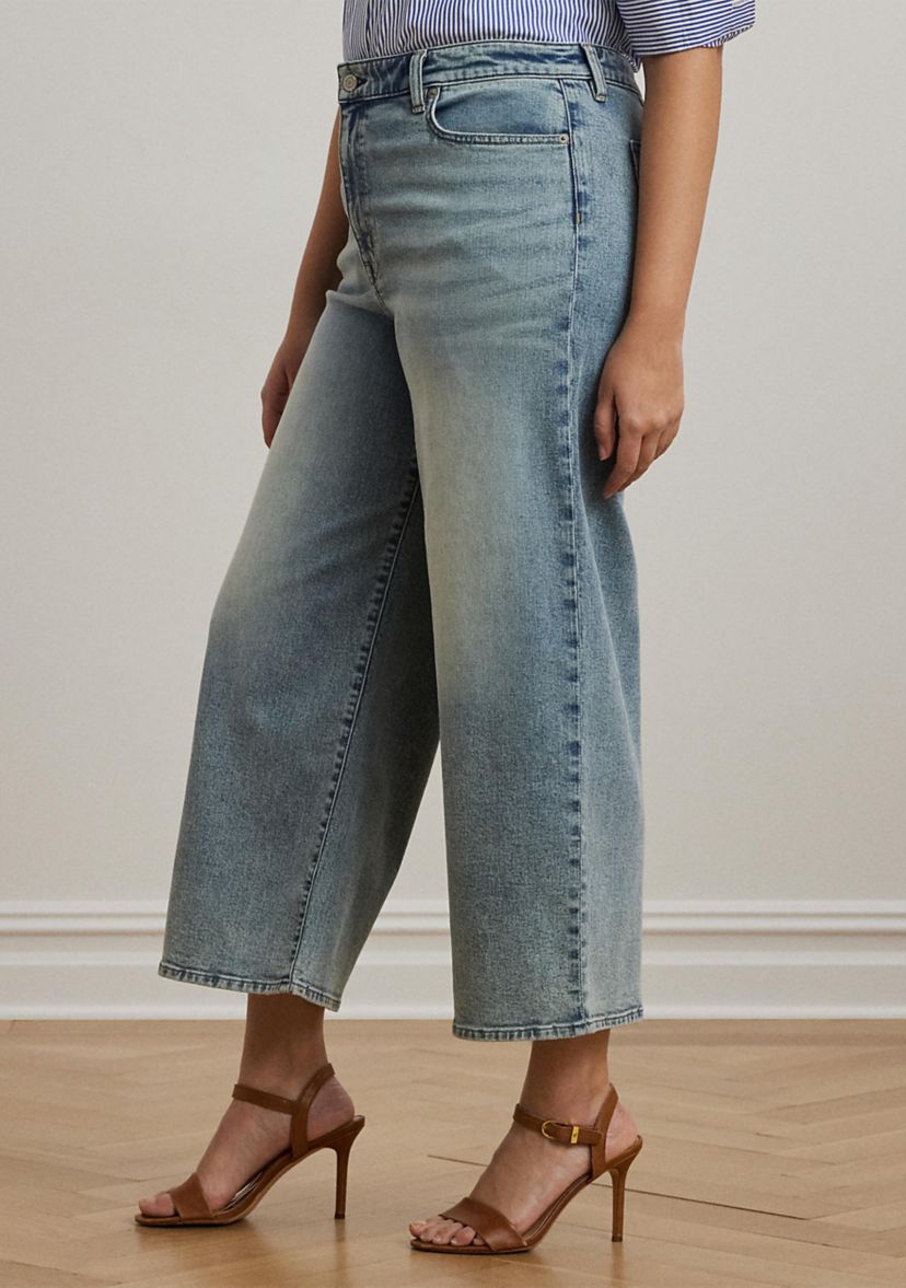 Plus Size High Rise Wide Leg Cropped Jeans