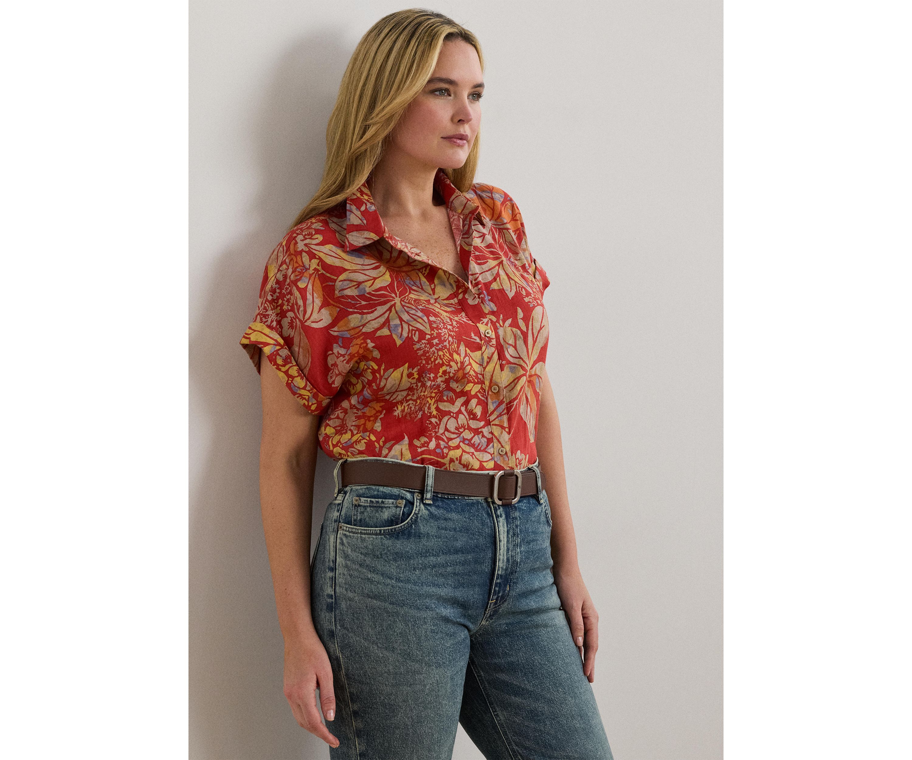 Plus Size Relaxed Fit Floral Short Sleeve Shirt
