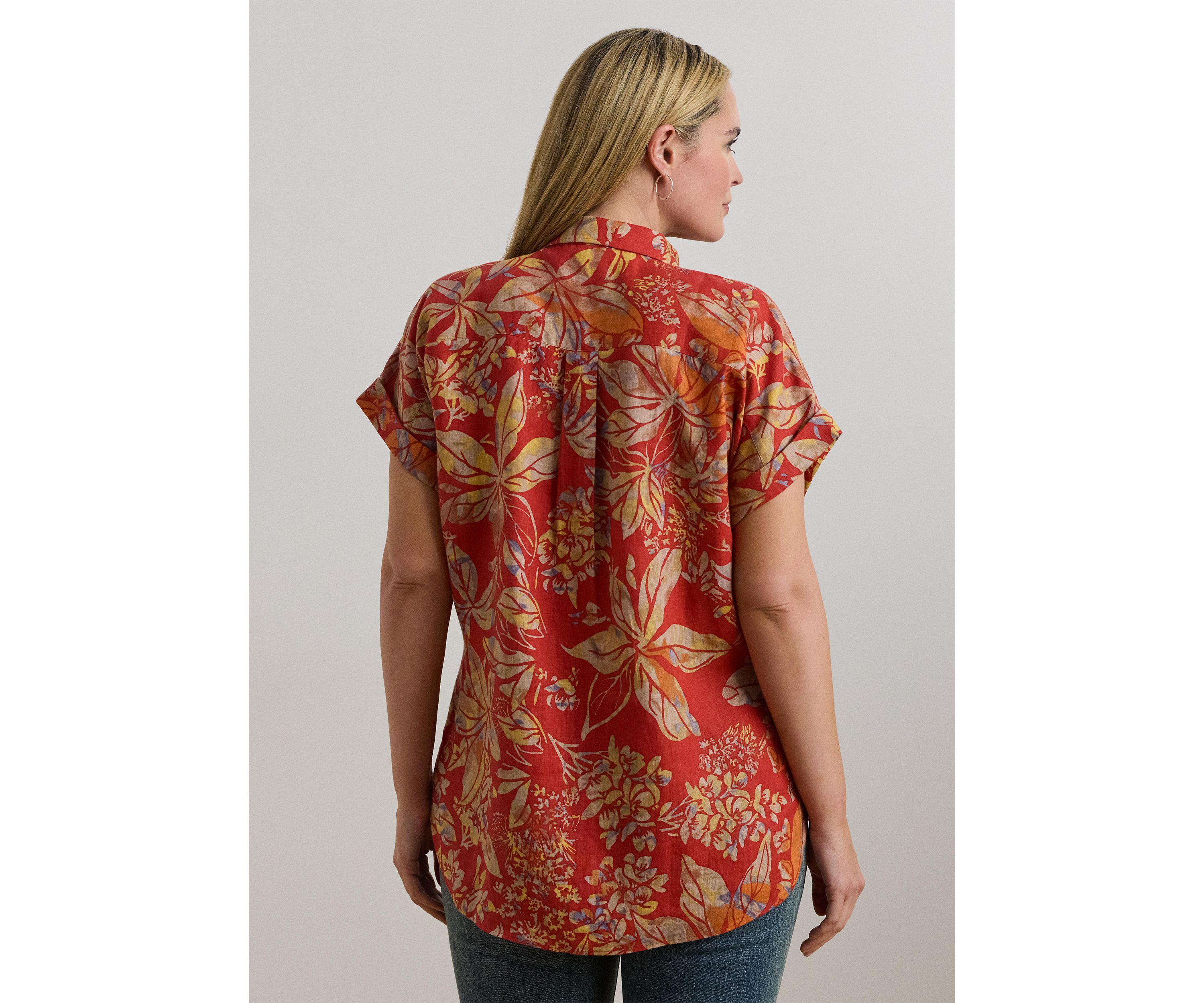 Plus Size Relaxed Fit Floral Short Sleeve Shirt