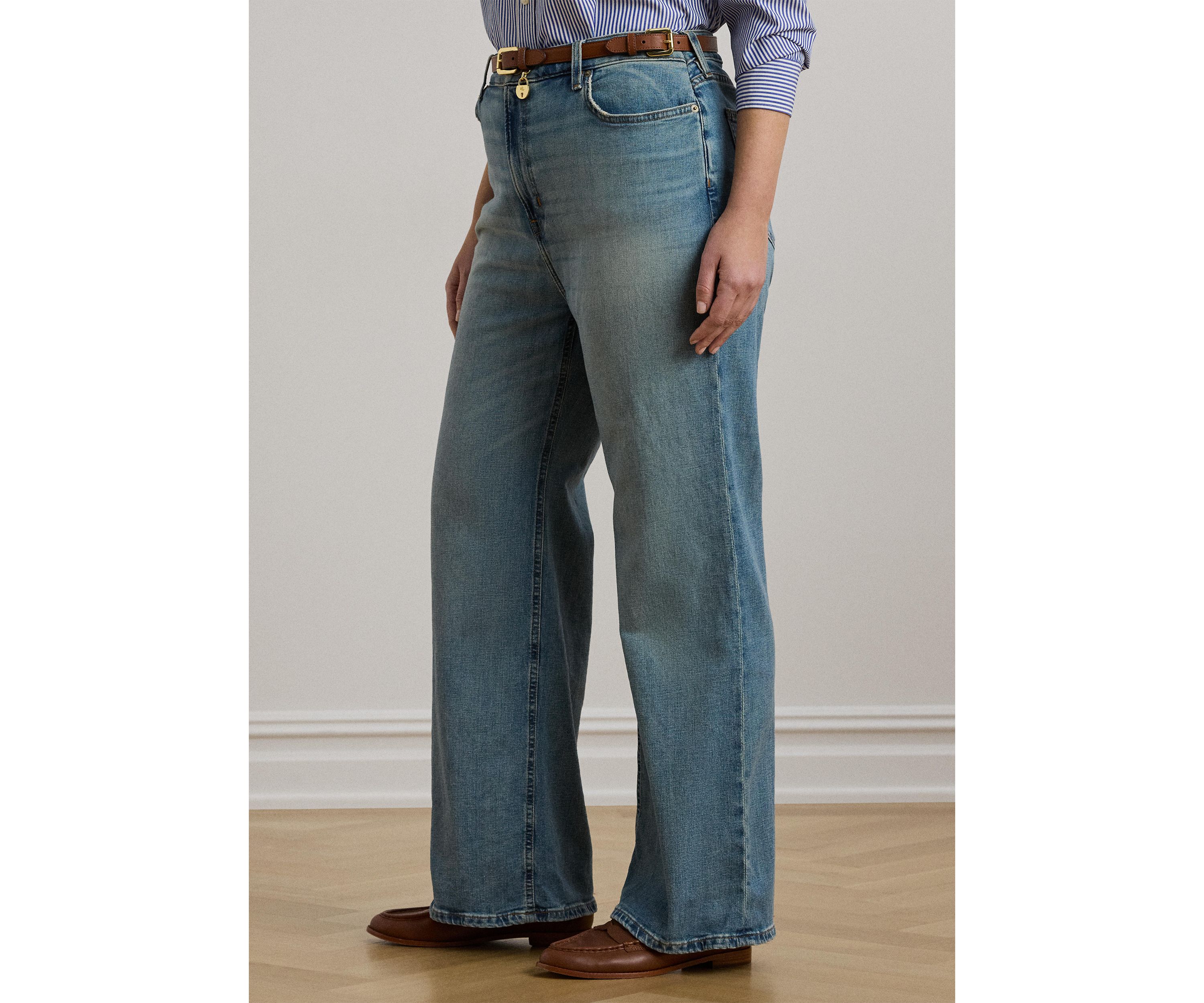 Plus Size High-Rise Wide-Leg Jeans