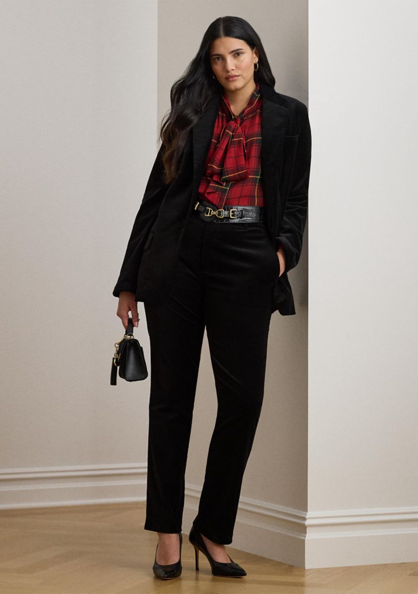 Plus Size Stretch Velvet Cropped Pants