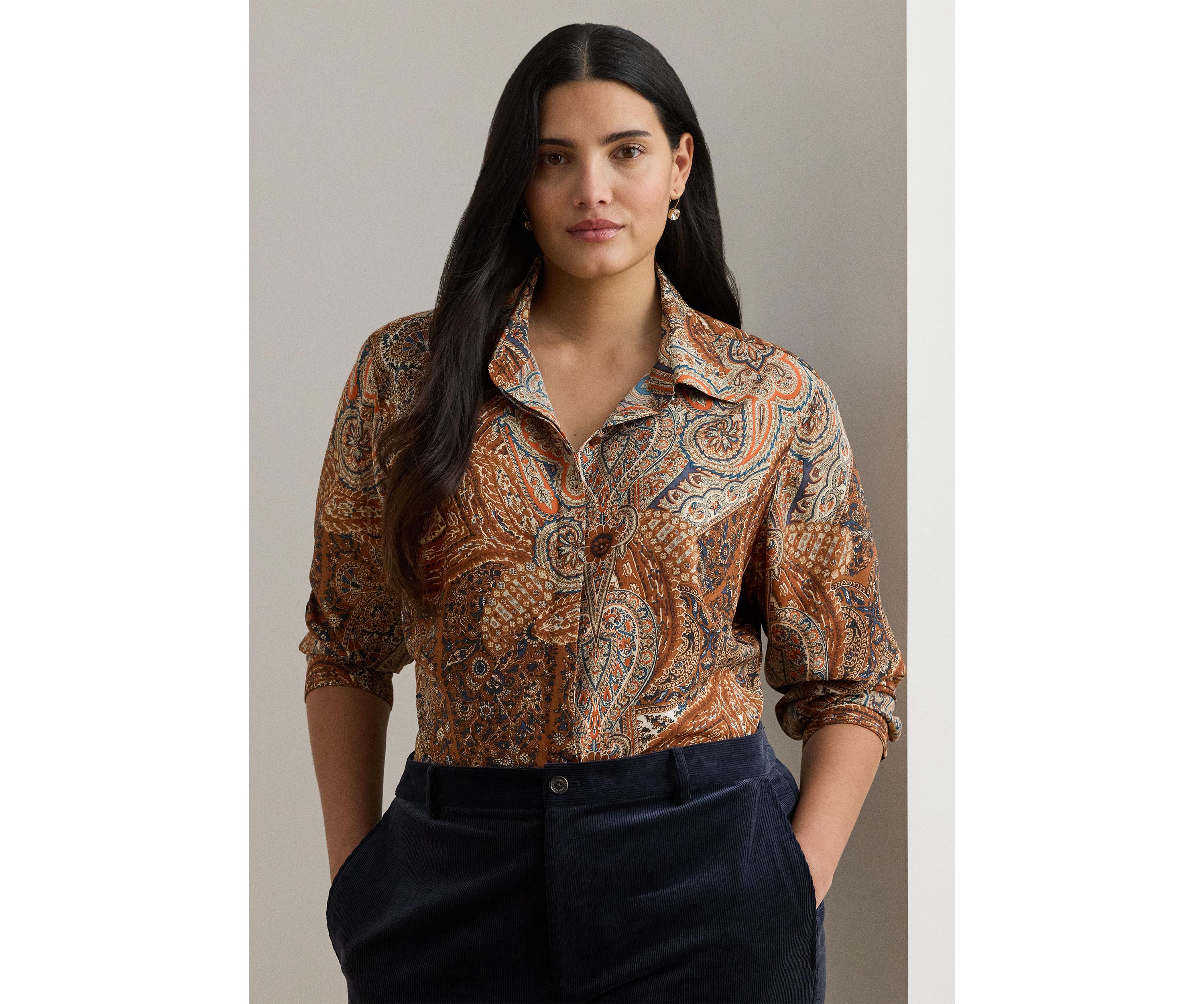 Womens Classic Fit Paisley Crepe Shirt