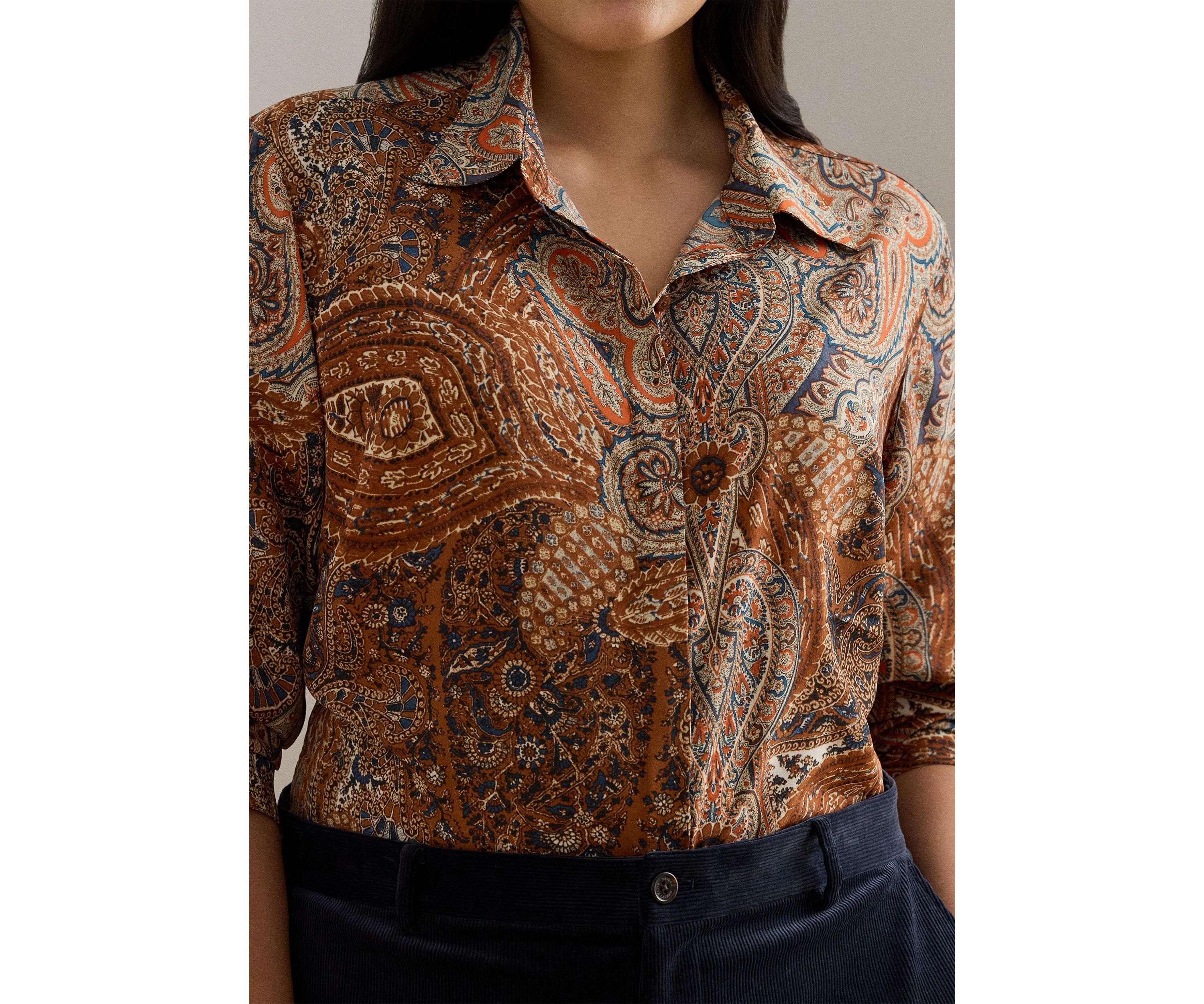 Womens Classic Fit Paisley Crepe Shirt