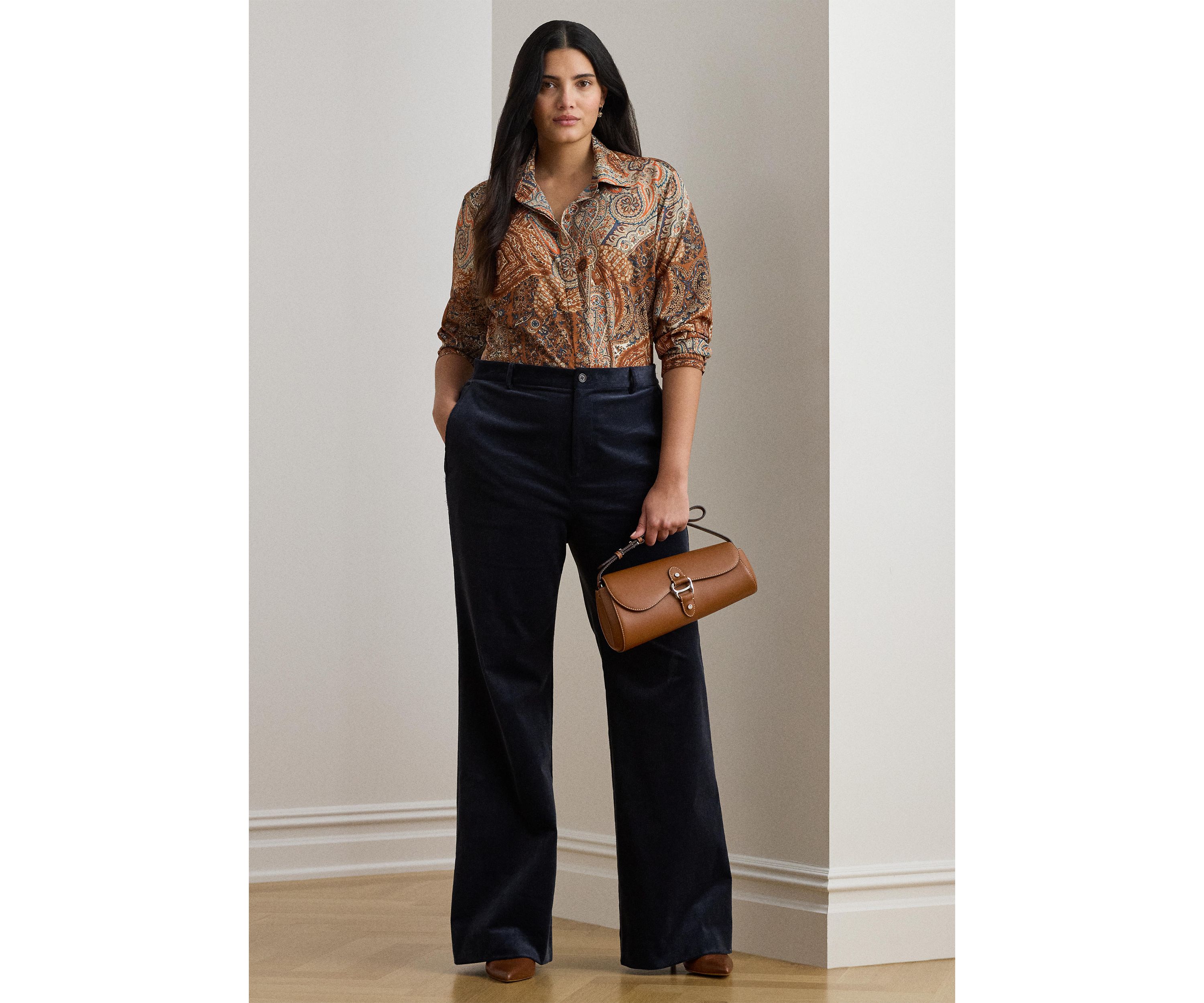Womens Classic Fit Paisley Crepe Shirt