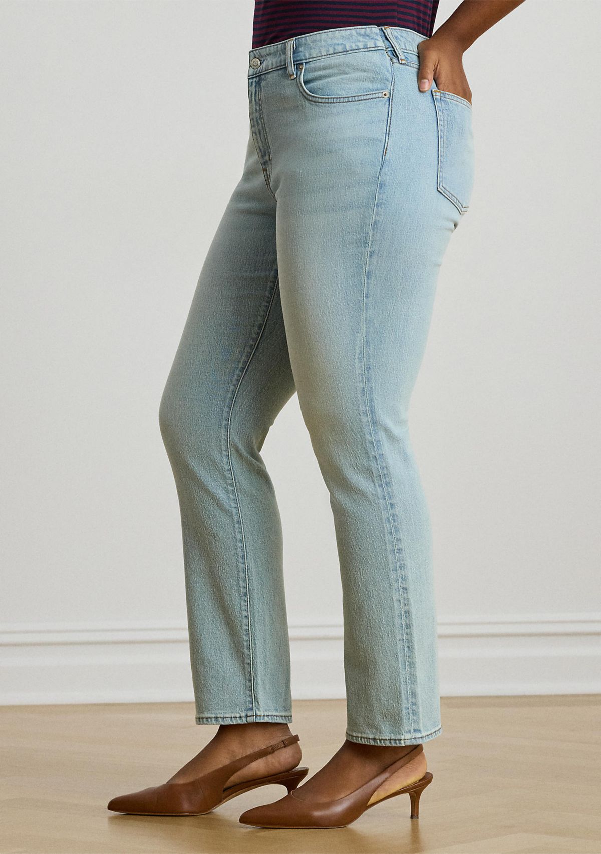 Plus Size Mid-Rise Straight Ankle Jeans