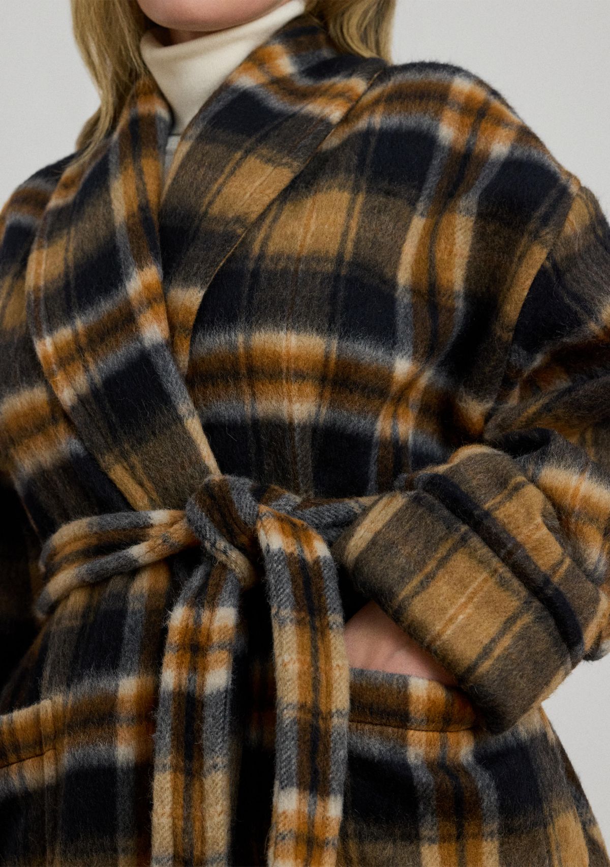 Plus Size Darda Cozy Wool Unlined Poncho 