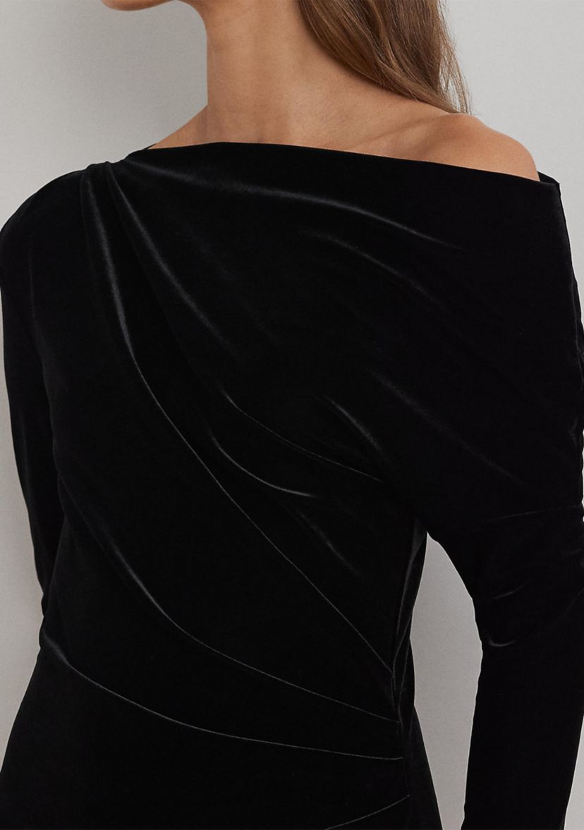 Plus Size Velvet One-Shoulder Cocktail Dress