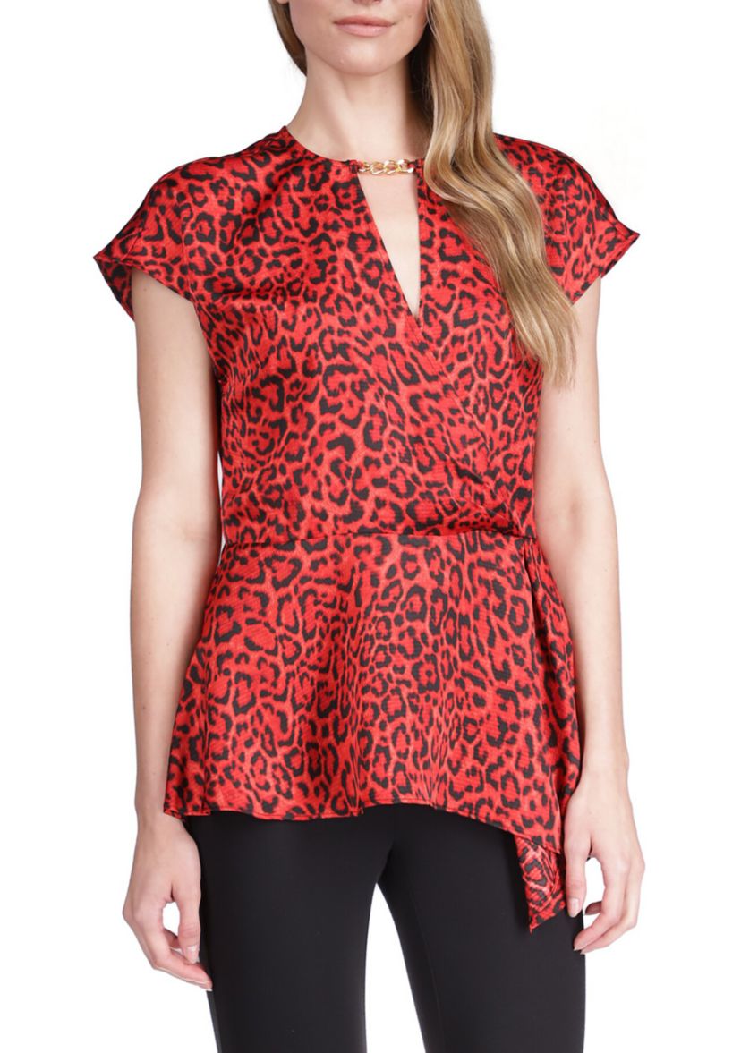 Womens Wildcat Asymmetrical Hem Top