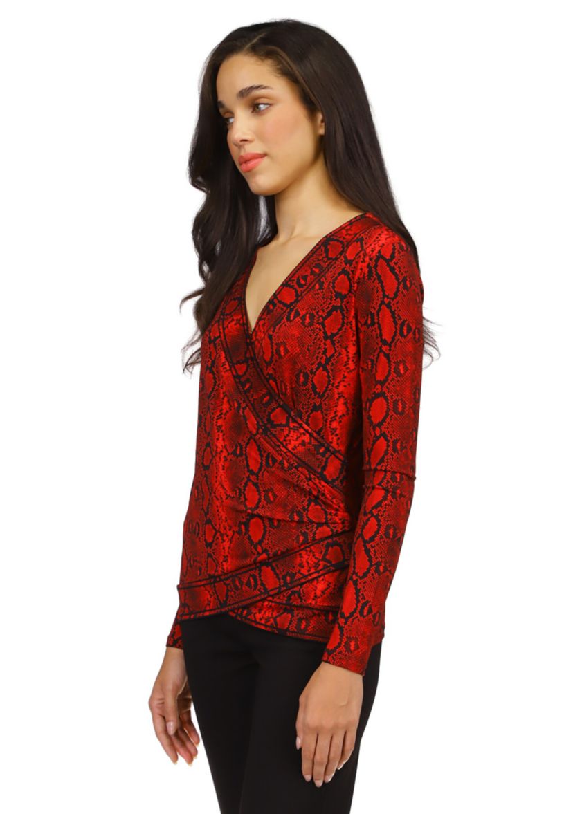 Womens Crossover Border Top