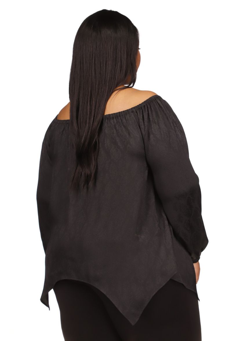 Plus Size Handkerchief Hem Boat Neck Top