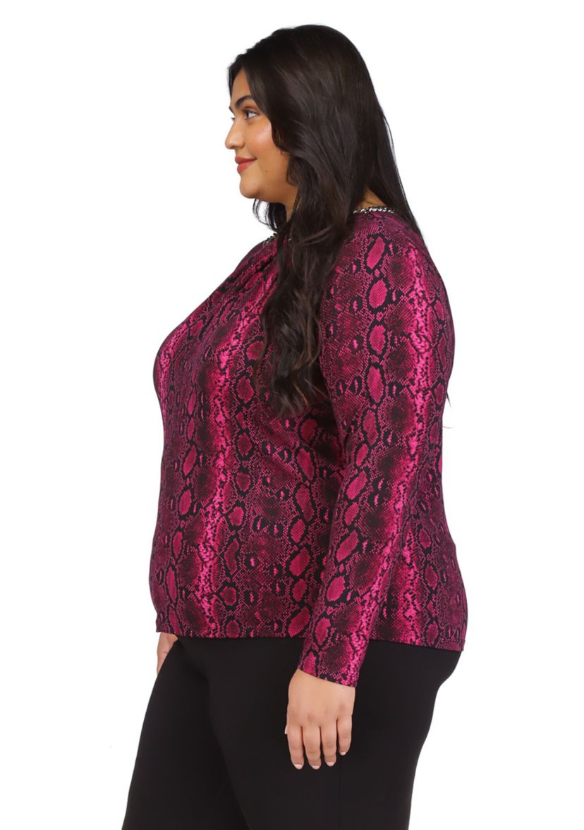 Plus Size Snake Chain Necklace Long Sleeve Top 