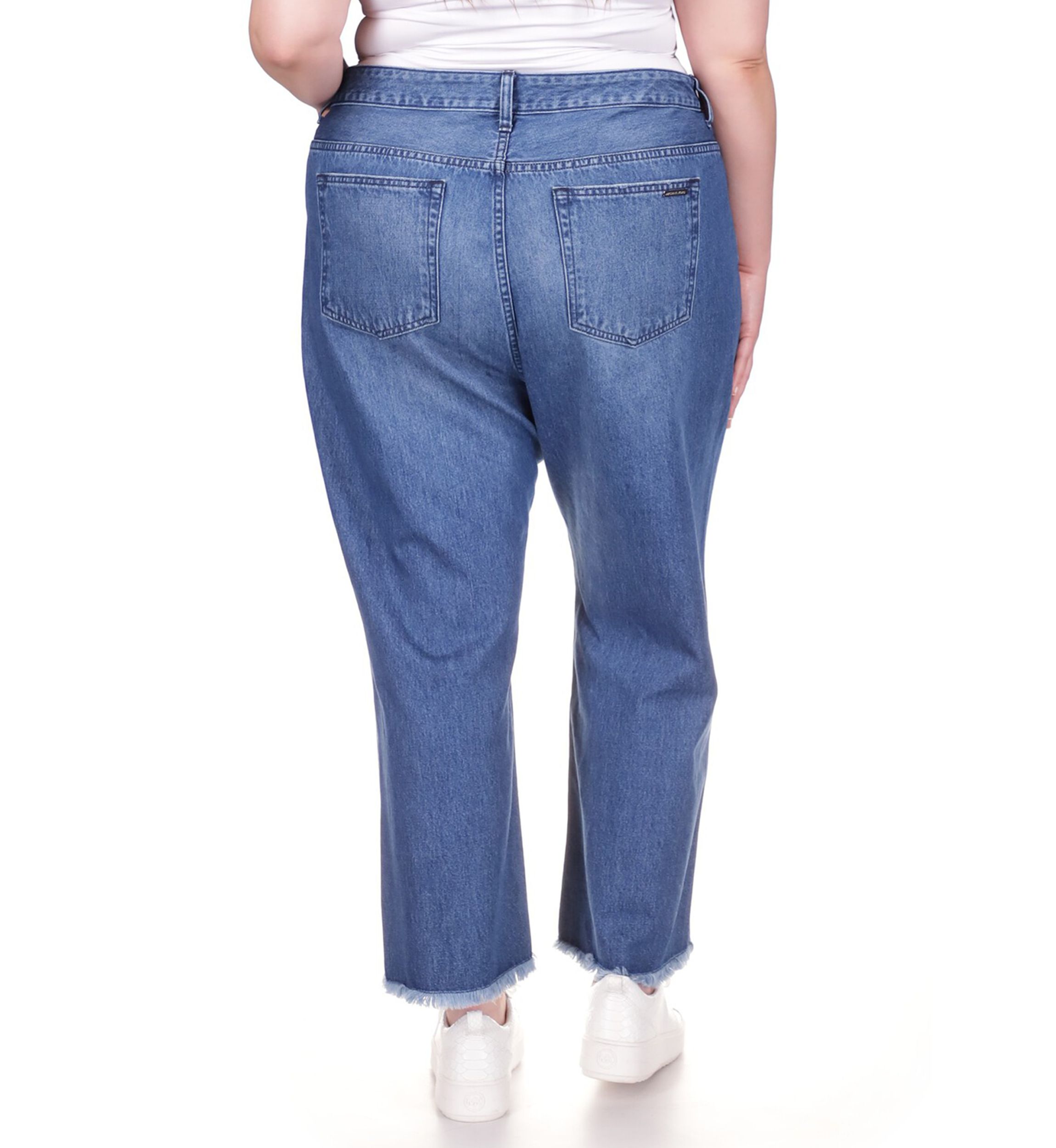 Plus Size Cropped Jeans with Frayed Hem 