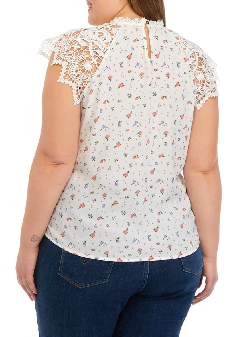 Plus Size Crochet Sleeve Top
