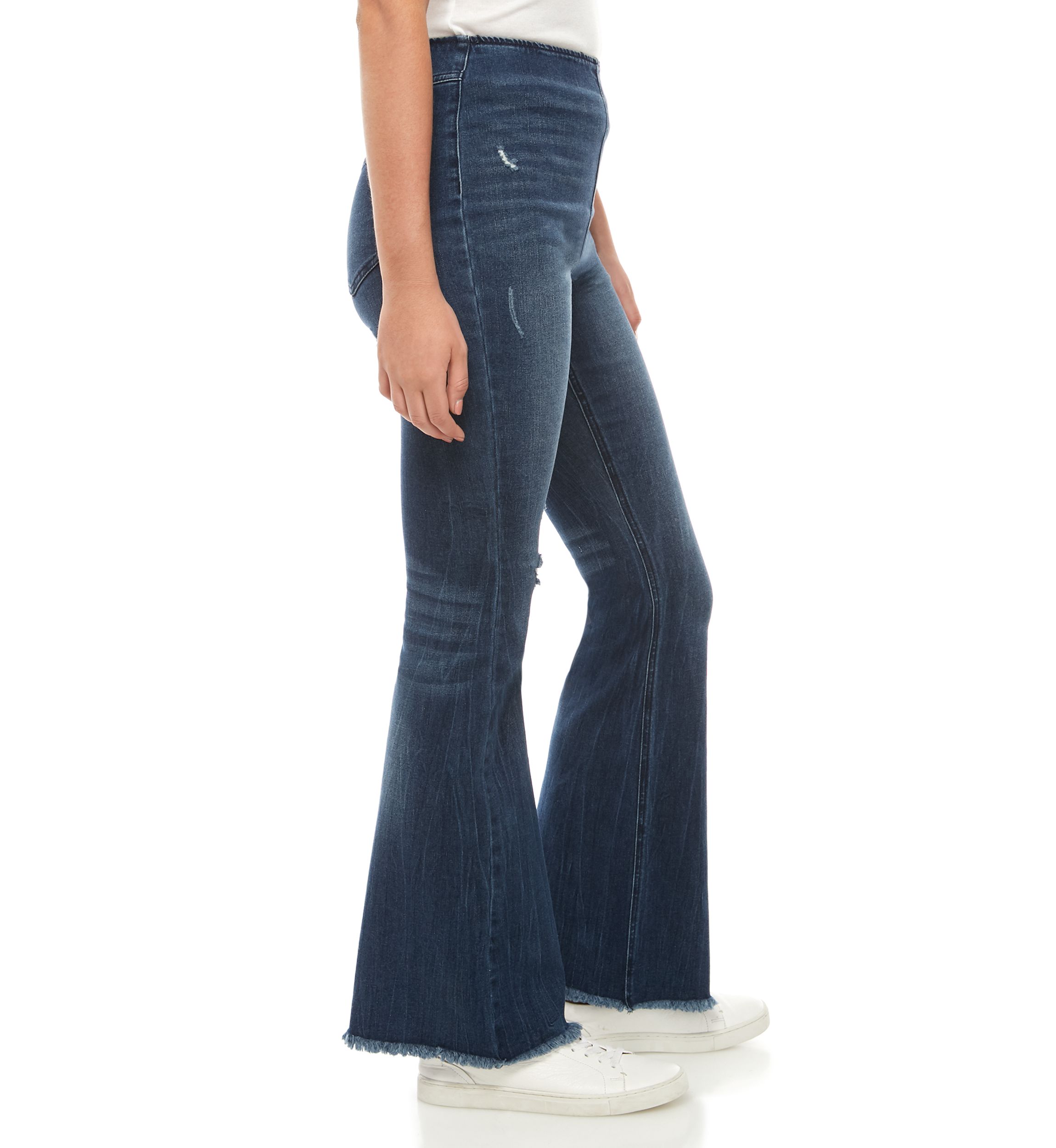 Pull On Clean Hem Flare Jeans 