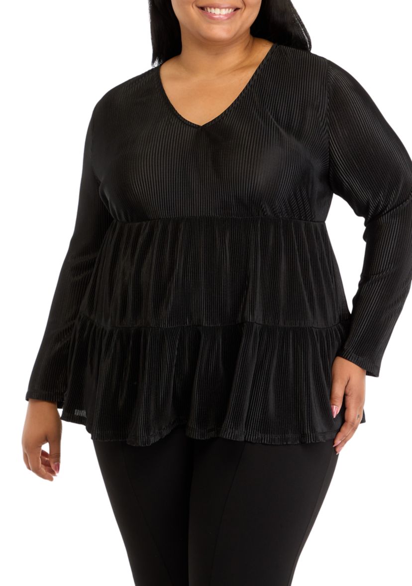 Plus Size Solid Border Top