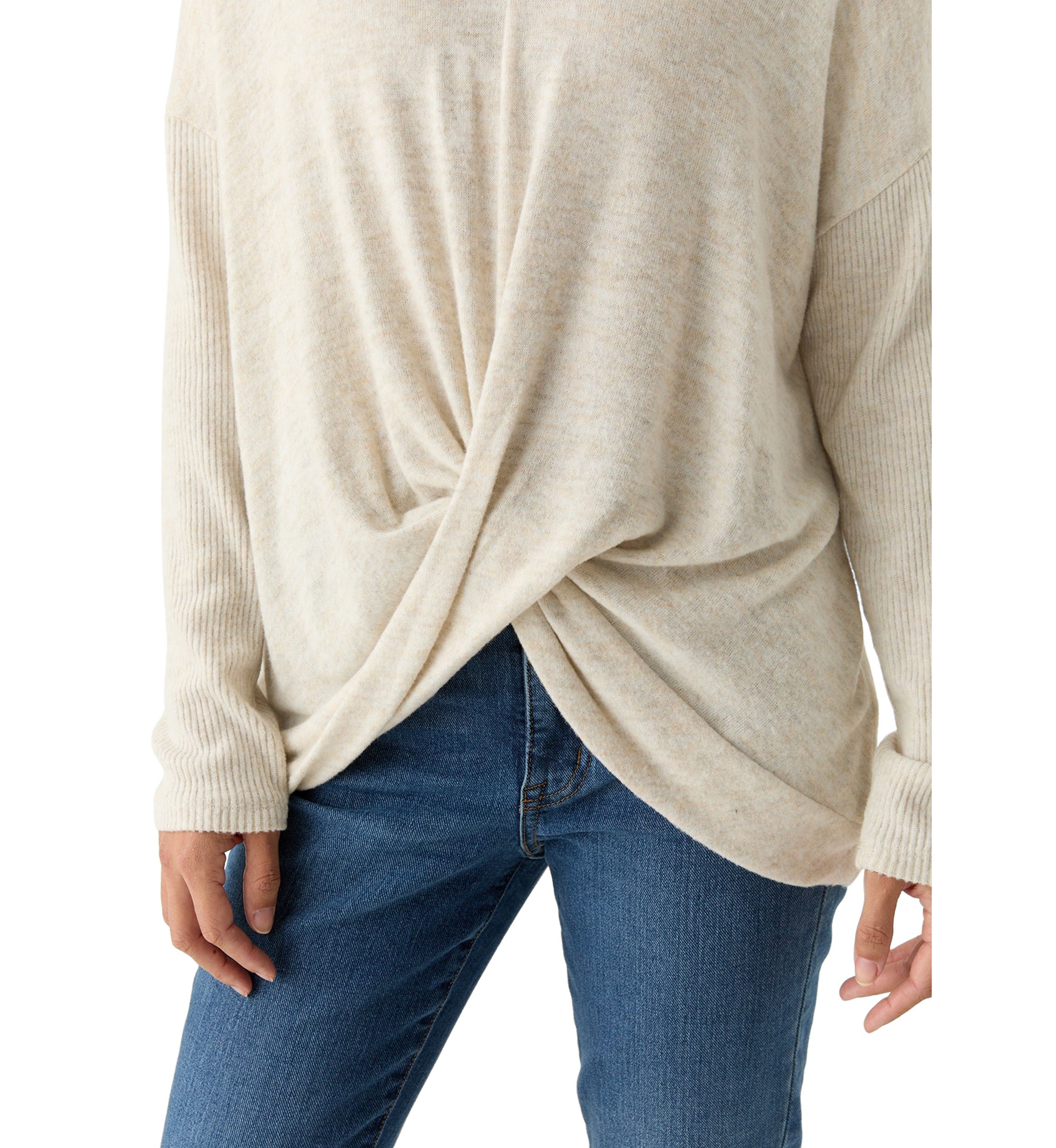 Petite V-Neck Ribbed Mix Knit Top