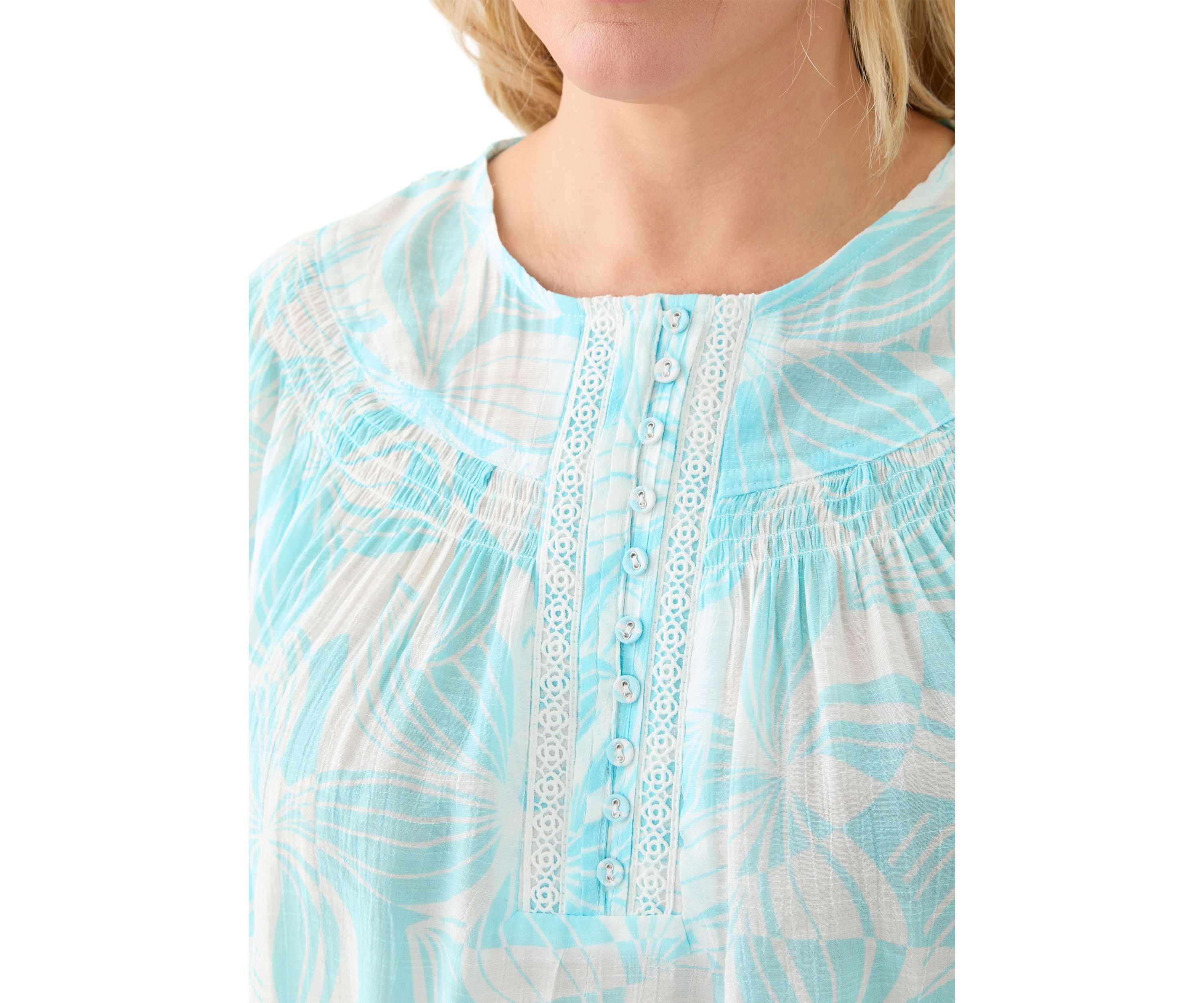 Plus Size Short Sleeve Button Placket Slub Woven Blouse