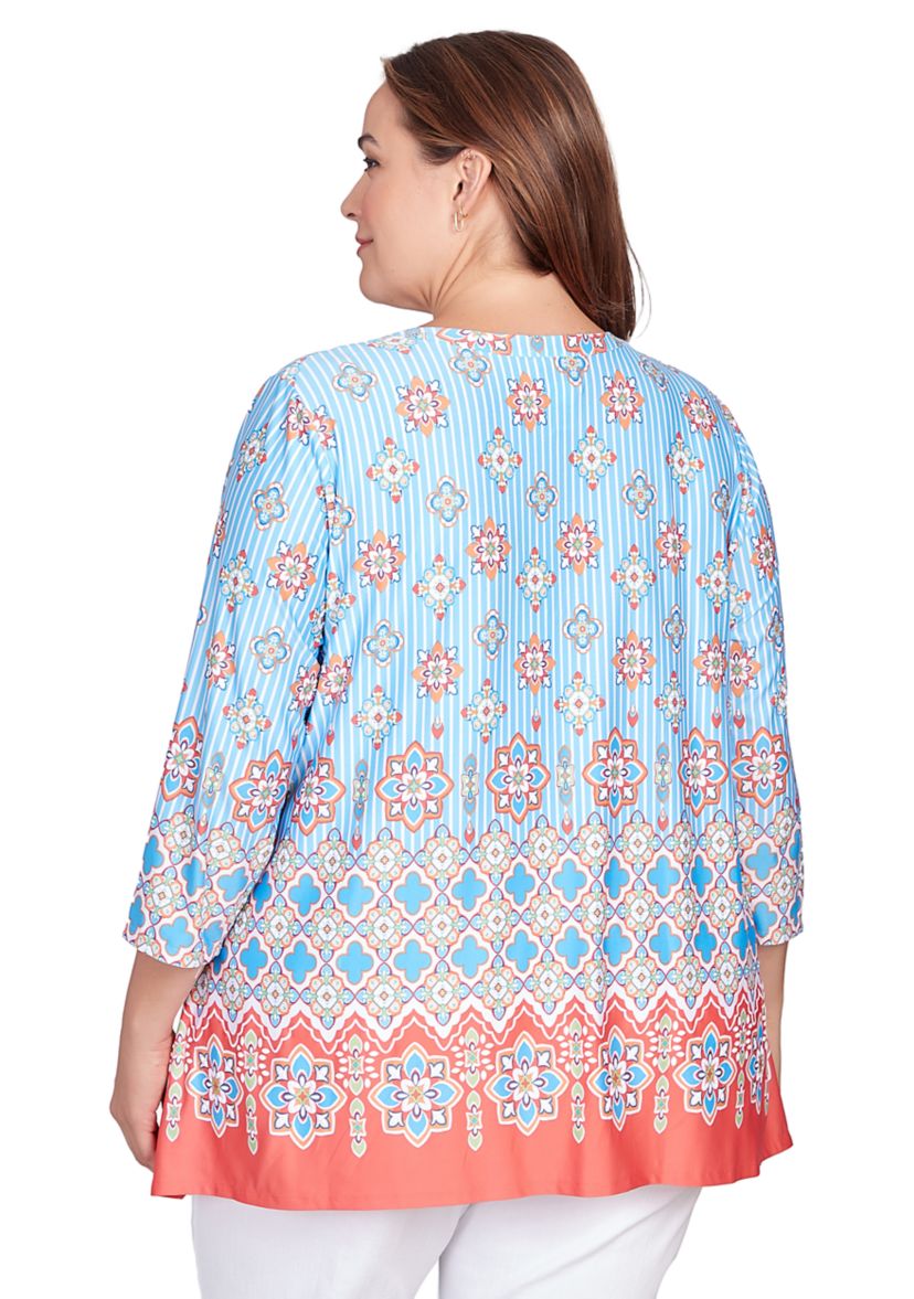 Plus Size Split Neck Tile Border Print Shark Bite Top 