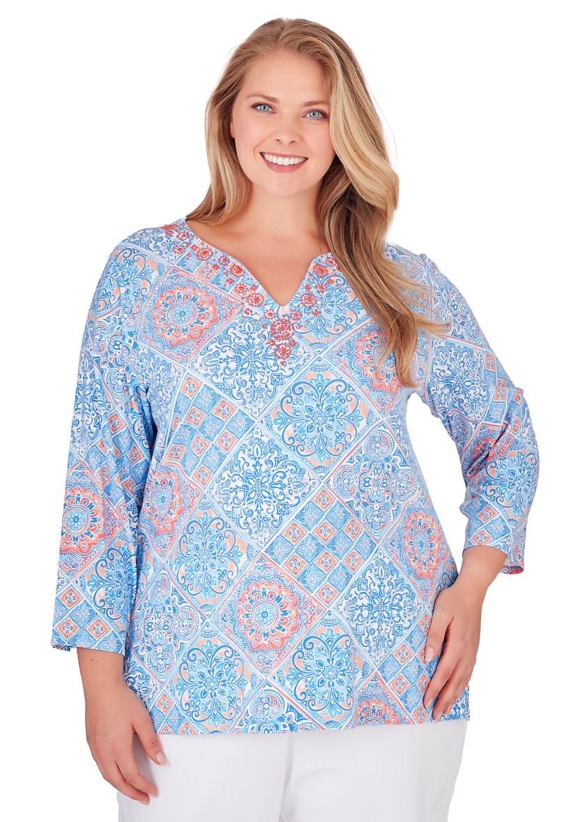 Plus Size Embellished Split Neck Diagonal Tiles Patchwork Printed Knit Top