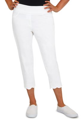 Women's Stretch Denim Capris with Scallop Hem