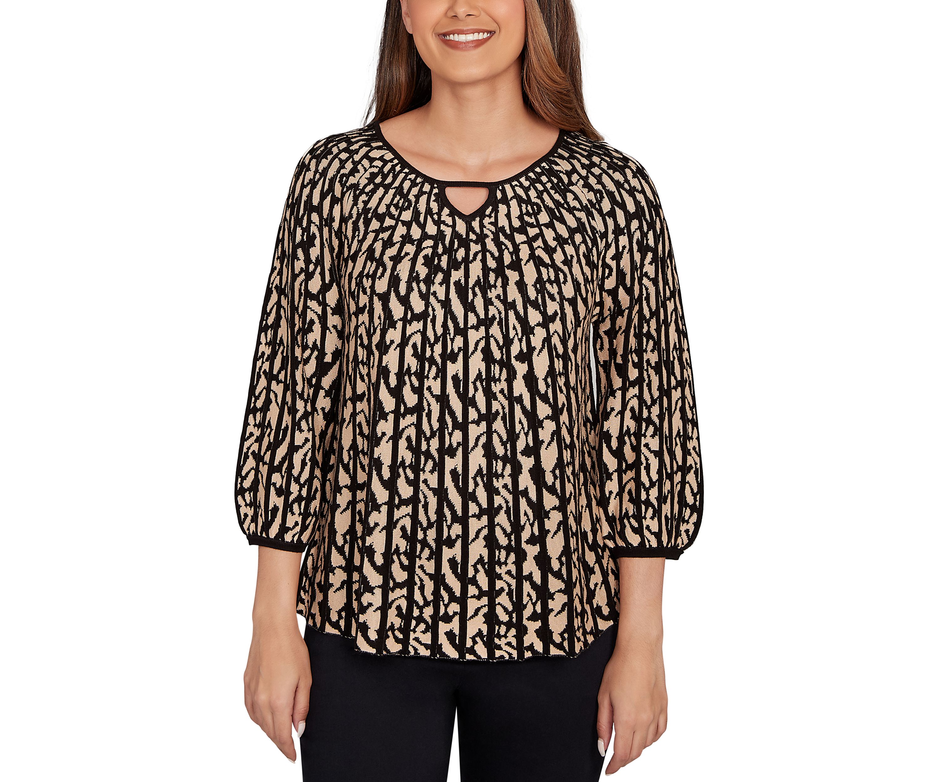 Womens Gored Texture Animal Print Sweater