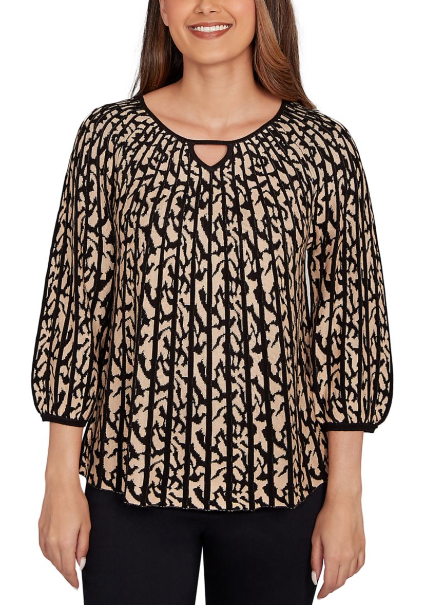Womens Gored Texture Animal Print Sweater