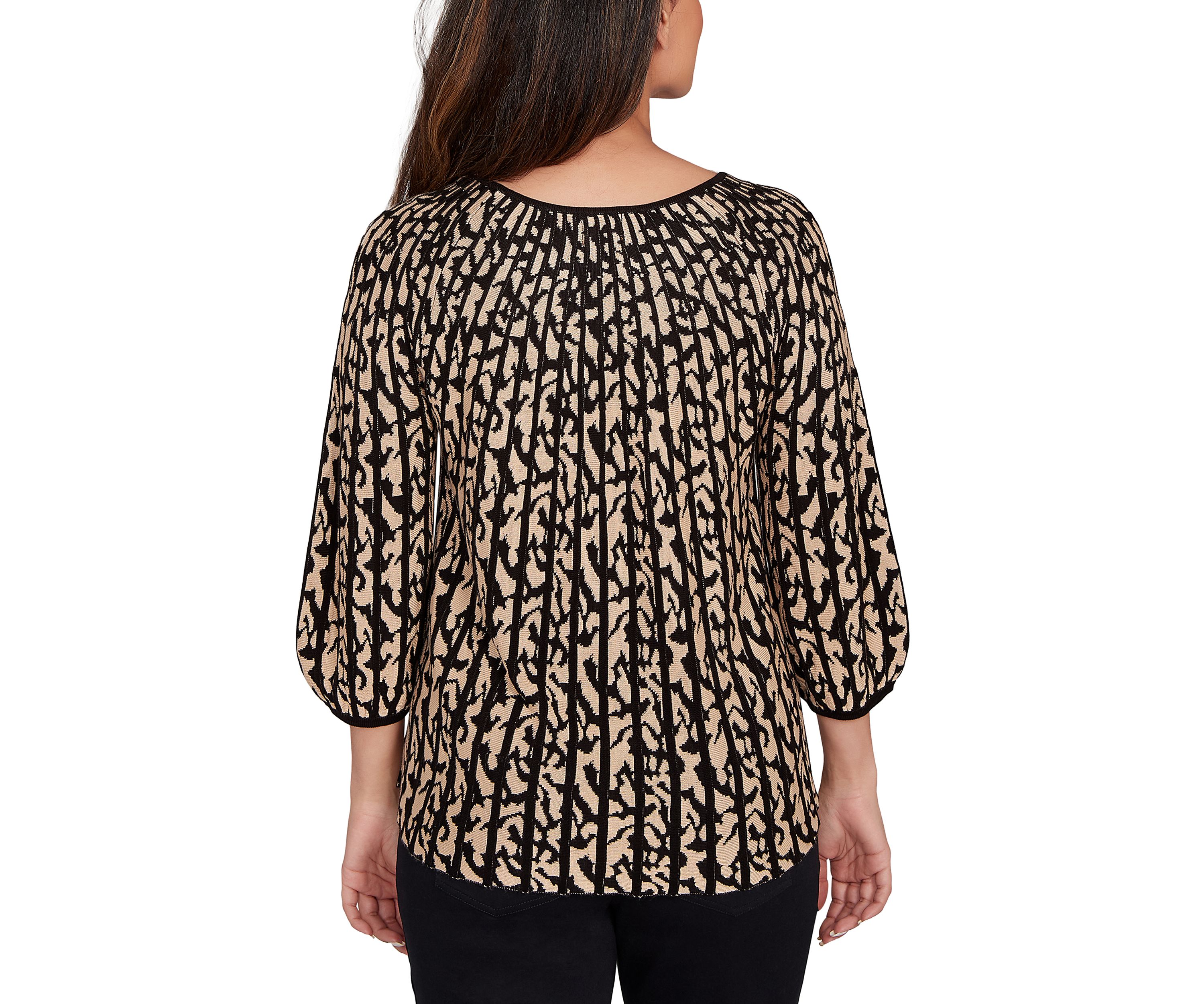 Womens Gored Texture Animal Print Sweater