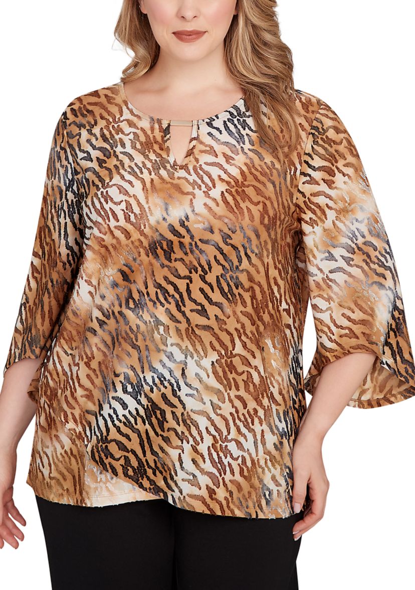 Plus Size Tie Dye Zebra Jacquard Textured Top