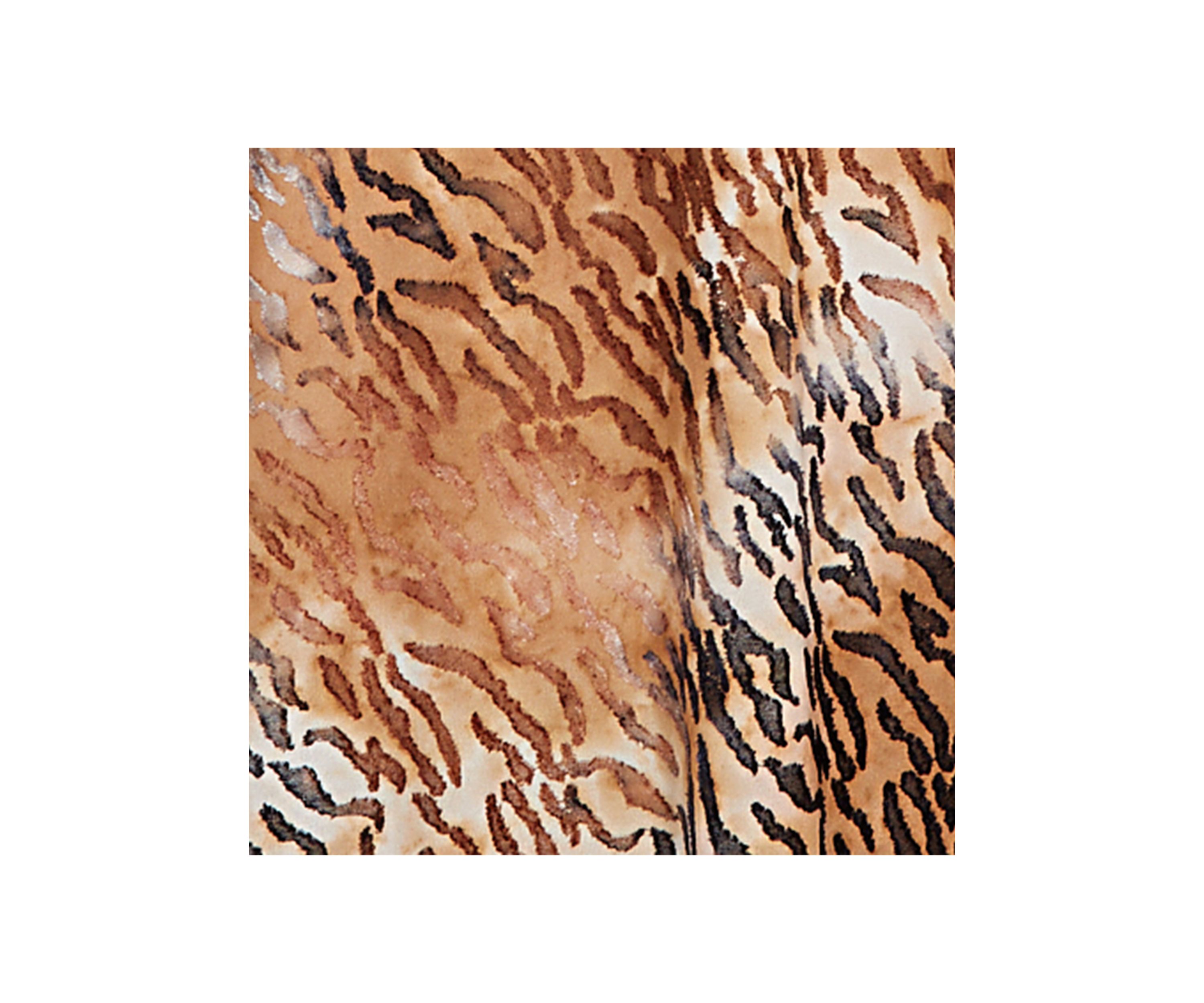 Plus Size Tie Dye Zebra Jacquard Textured Top