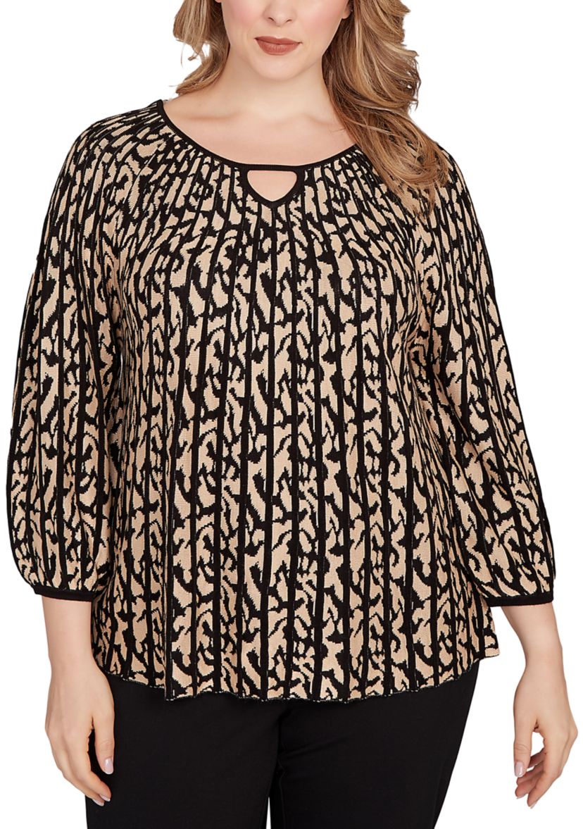 Plus Size Gored Texture Animal Print Sweater