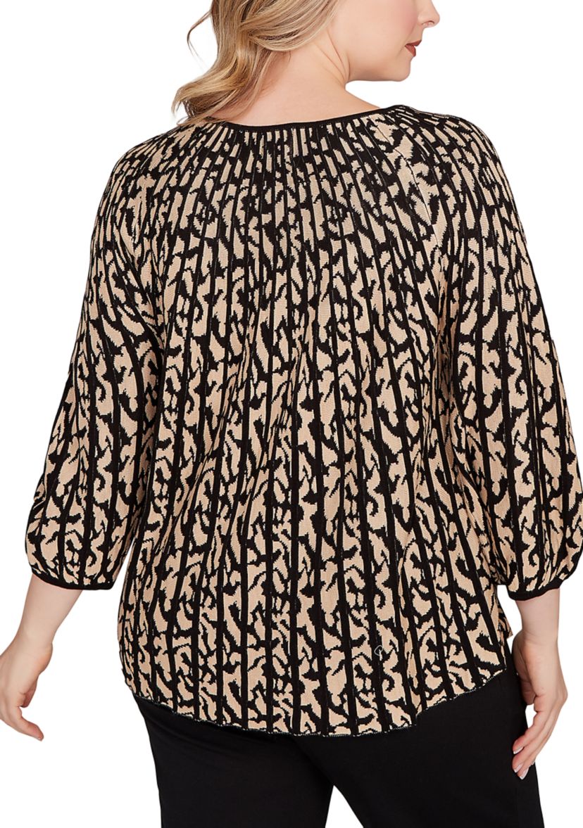 Plus Size Gored Texture Animal Print Sweater