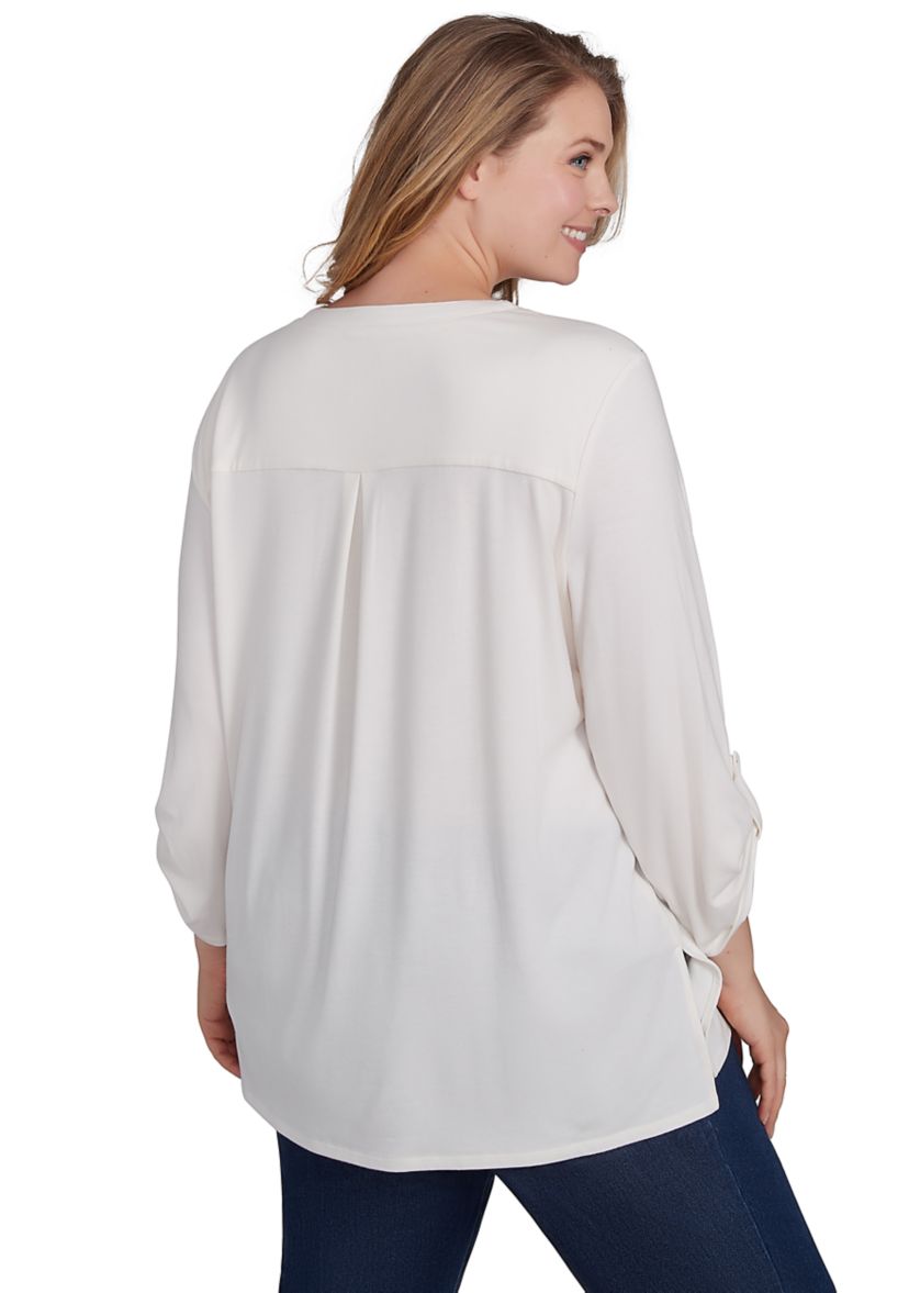 Plus Size V-Neck Floral Placement Embroidered Knit Top