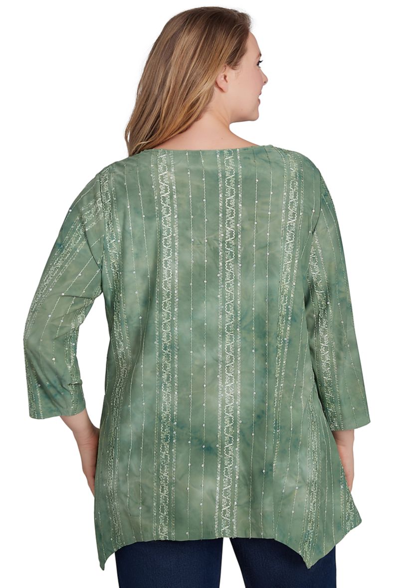 Plus Size Scoop Neck Textured Sequin Knit Sharkbite Top