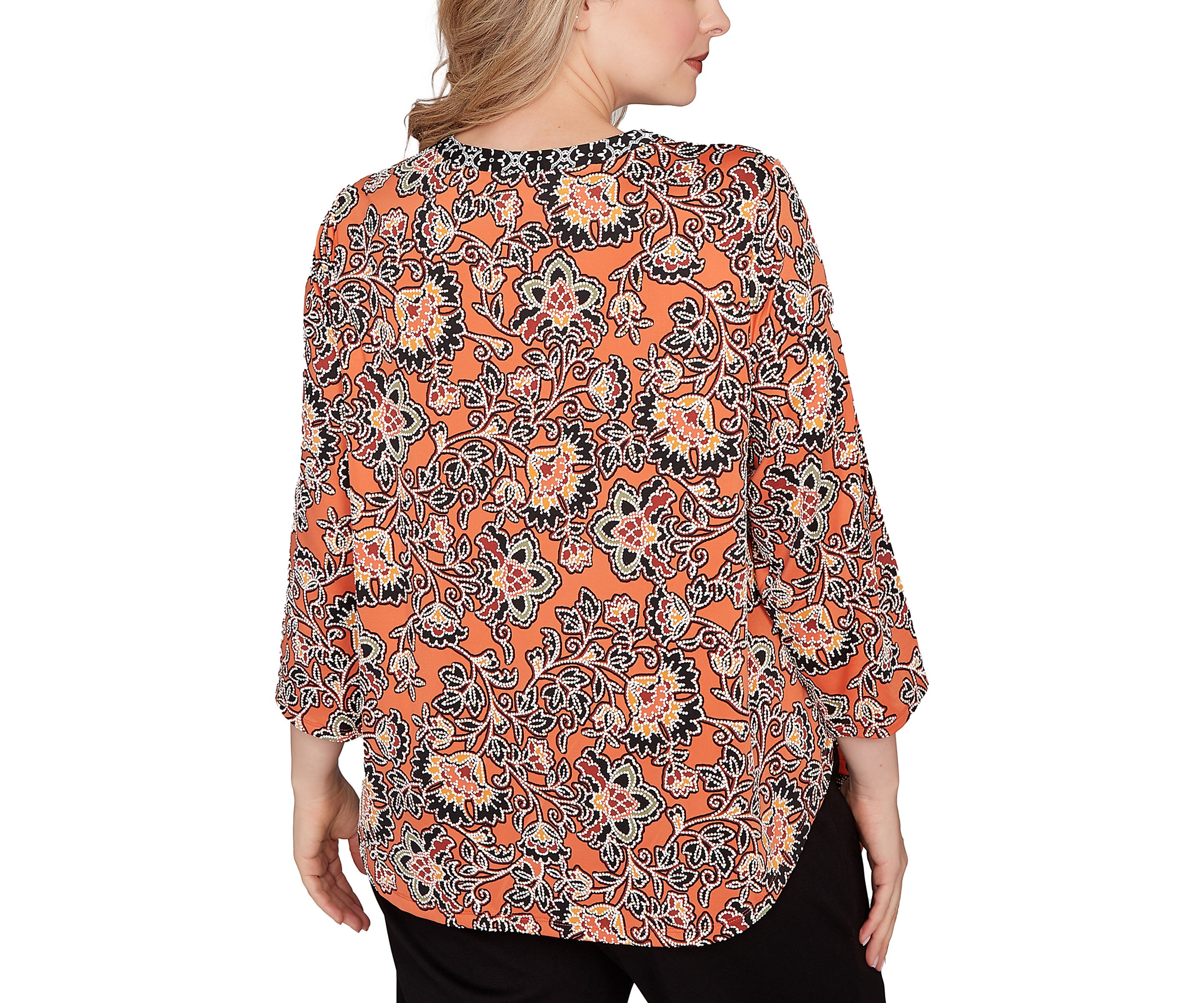 Plus Size Artisan Floral Puff Print Pleated Top