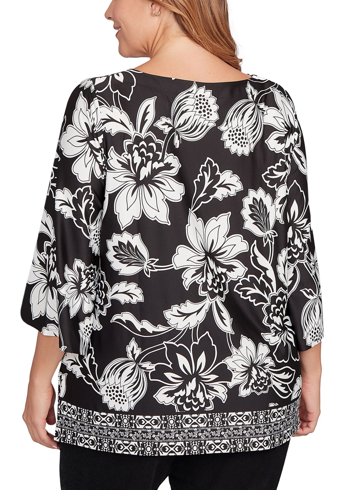 Plus Size Floral Geo Border Knit Top