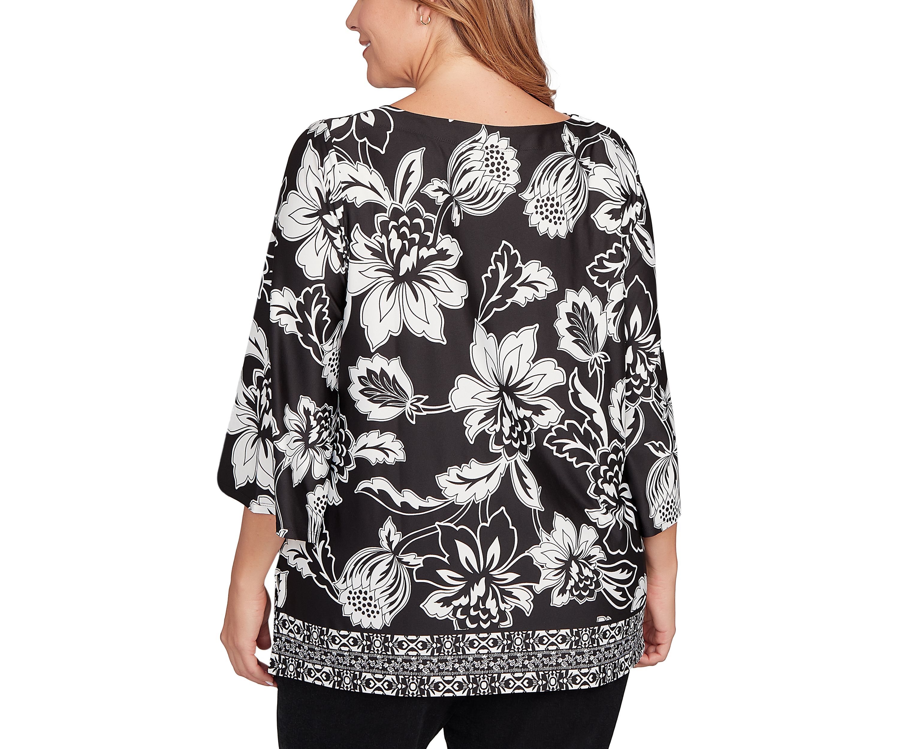 Plus Size Floral Geo Border Knit Top
