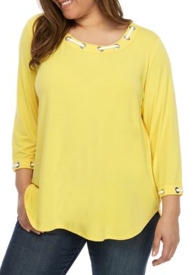 Plus Size Tops for Women | belk