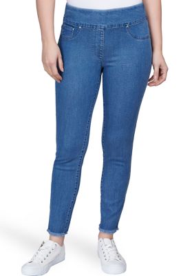 Terra & Sky Women's Plus Size Jegging Jeans, 28 Inseam - Walmart.com  Women's  plus size jeans, Plus size women, Plus size printed leggings