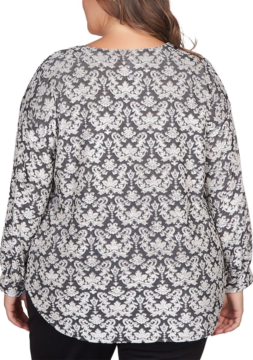 Plus Size Tapestry Print Textured Velour Top